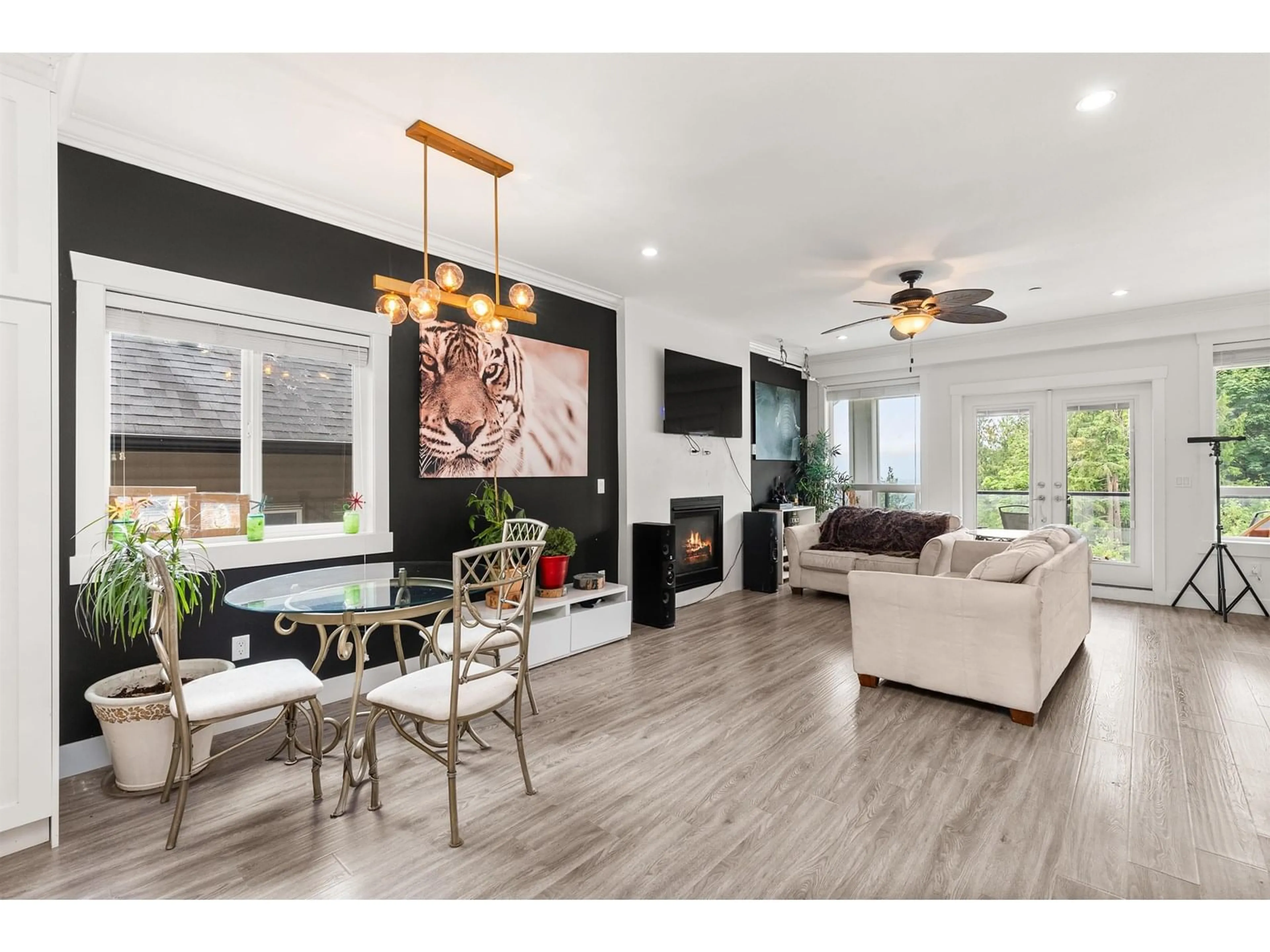 Living room with furniture, wood/laminate floor for 46914 SYLVAN DRIVE, Chilliwack British Columbia V2R0J8