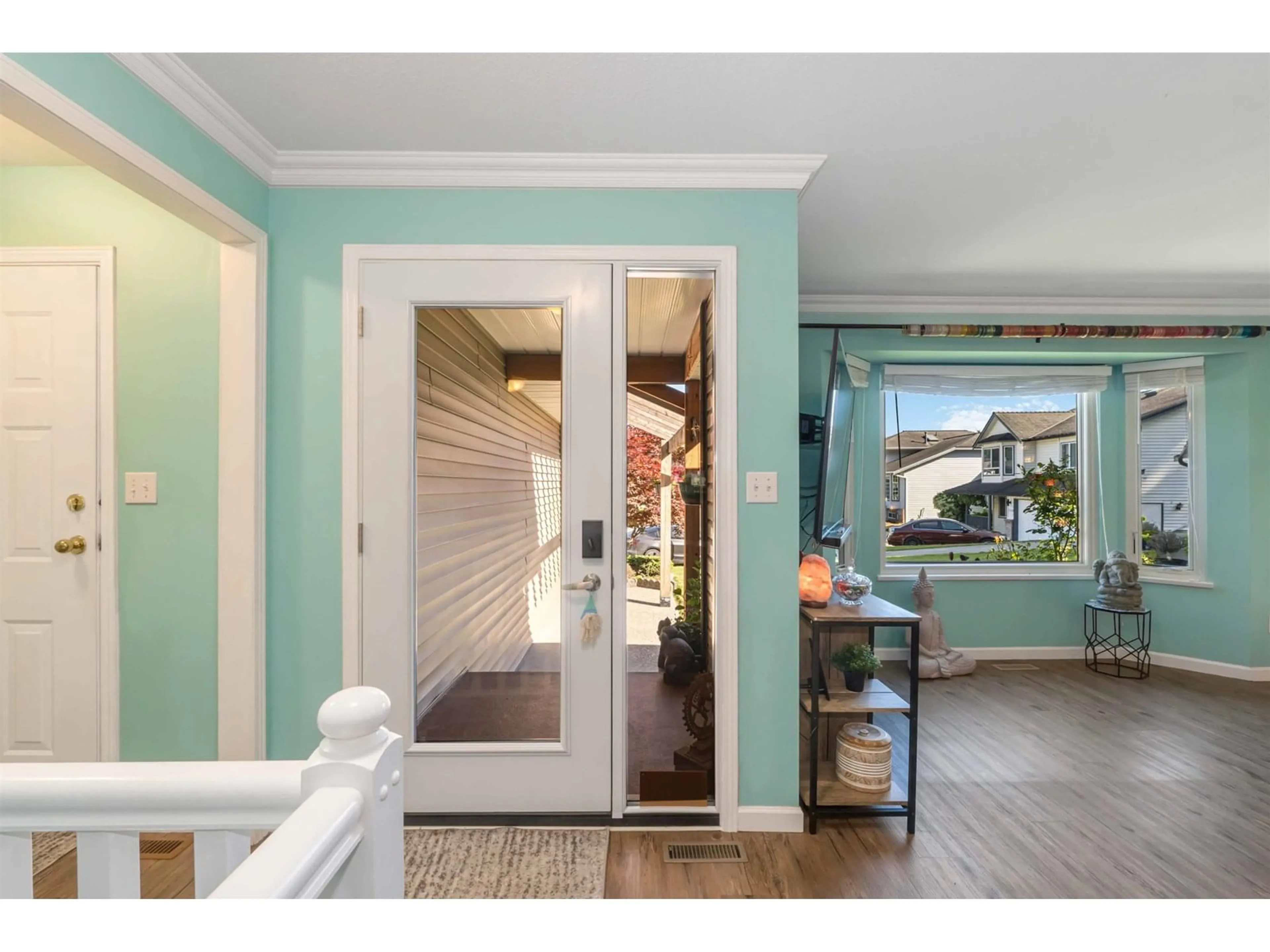 Indoor entryway for 31438 CHALMERS, Abbotsford British Columbia V2T5H1