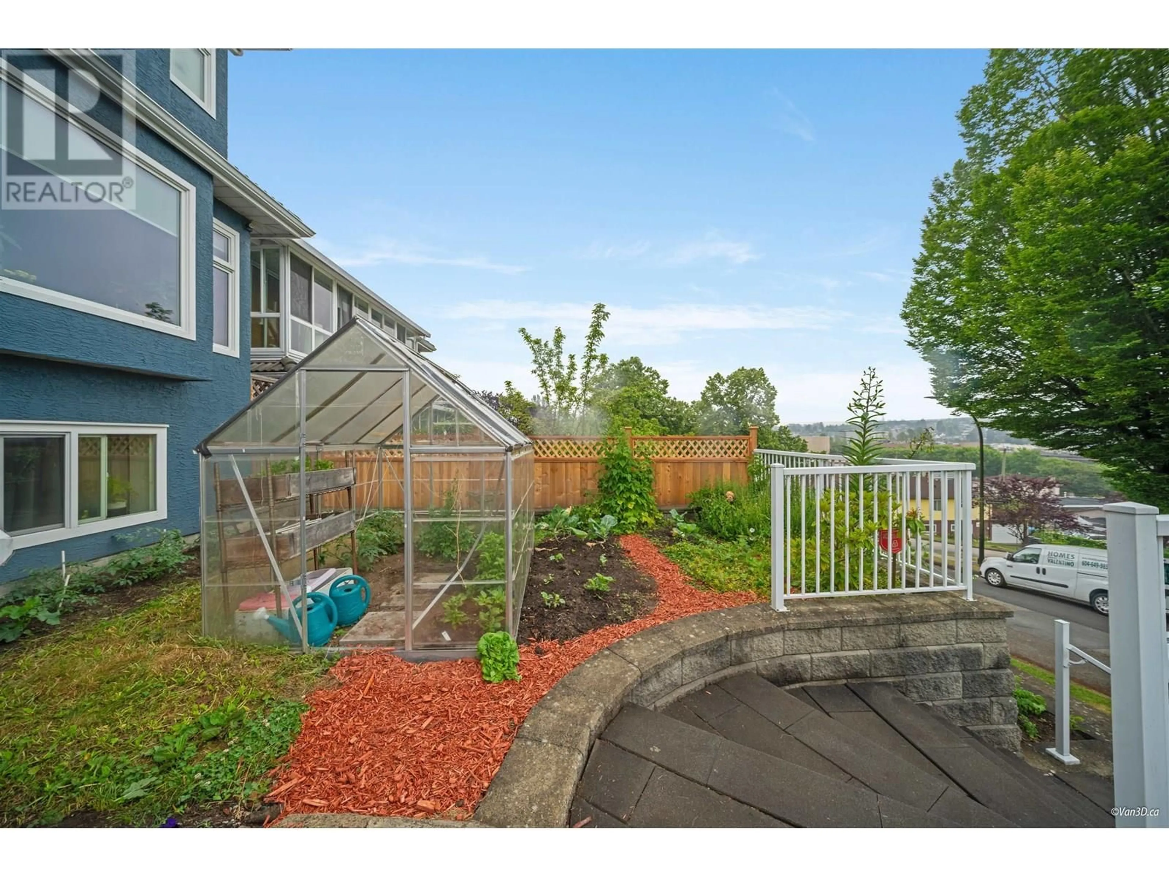 Patio, water/lake/river/ocean view for 3191 8TH AVENUE, Vancouver British Columbia V5M1X5