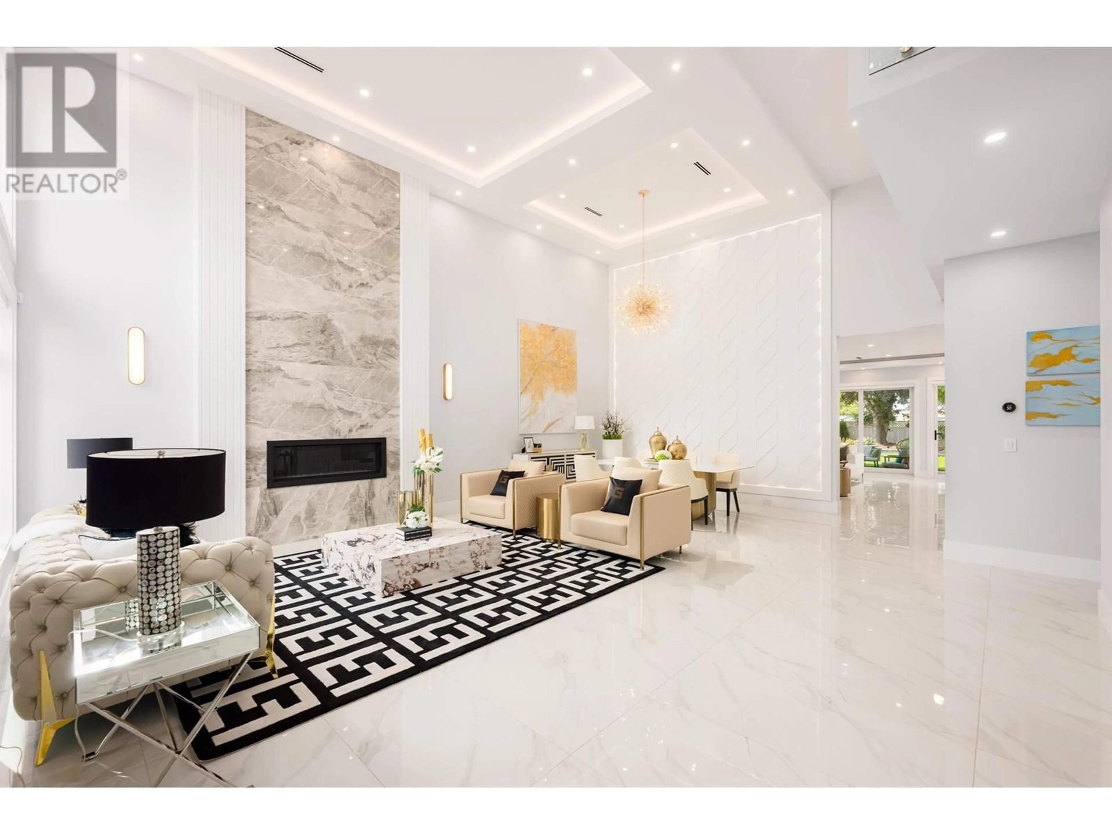 Lobby for 10780 REYNOLDS DRIVE, Richmond British Columbia V7E4B4