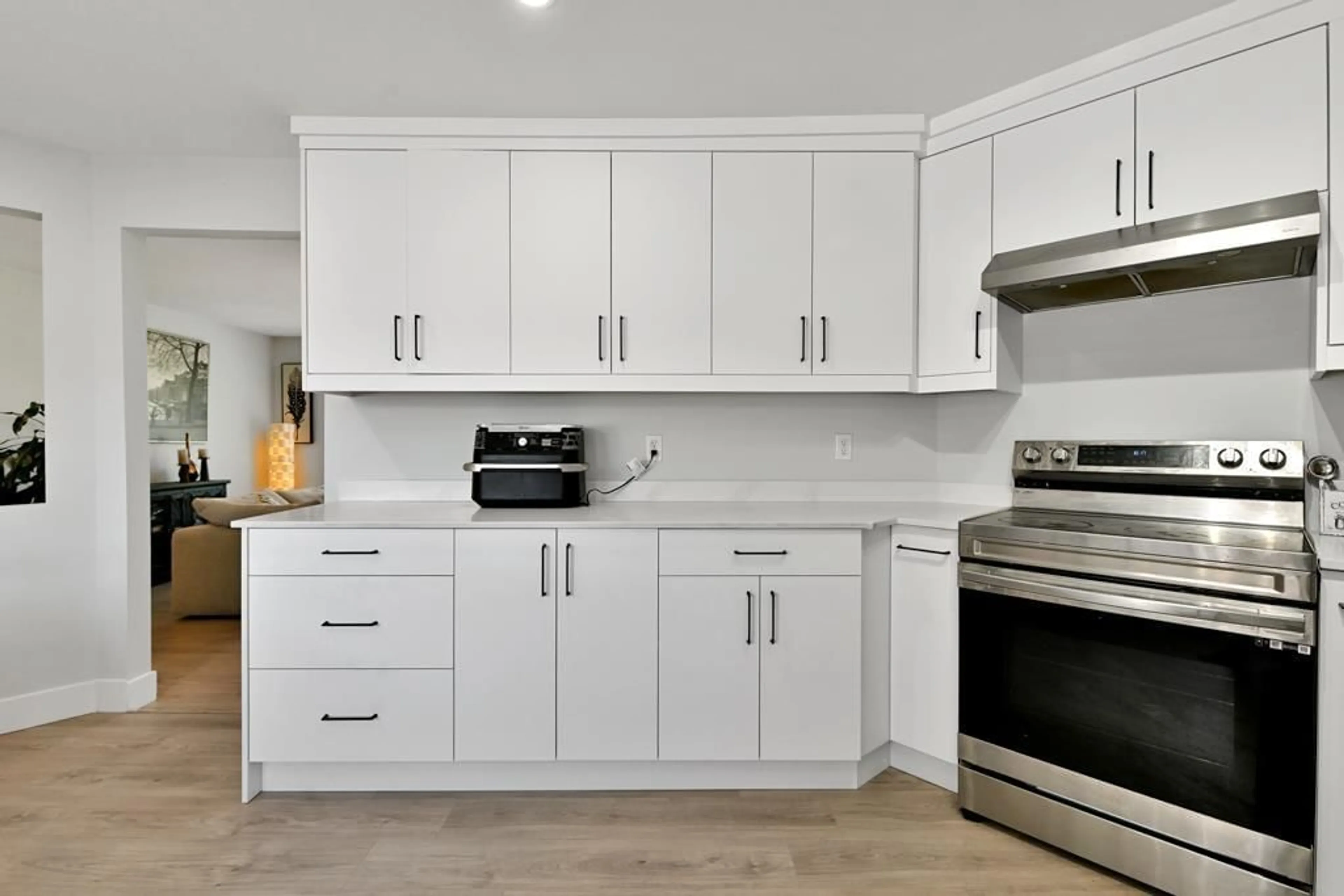 Standard kitchen, unknown for 125 - 3080 TOWNLINE, Abbotsford British Columbia V2T5M2