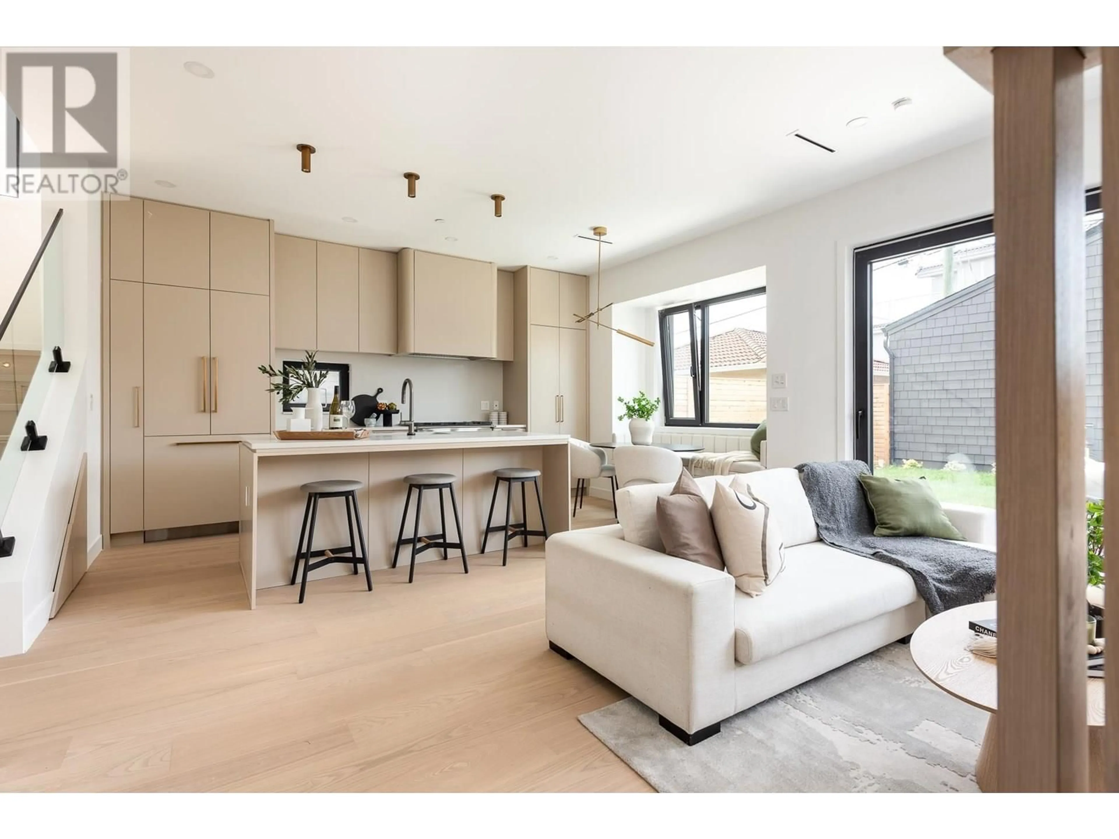 Open concept kitchen, unknown for 2796 GEORGIA STREET, Vancouver British Columbia V5K2K2