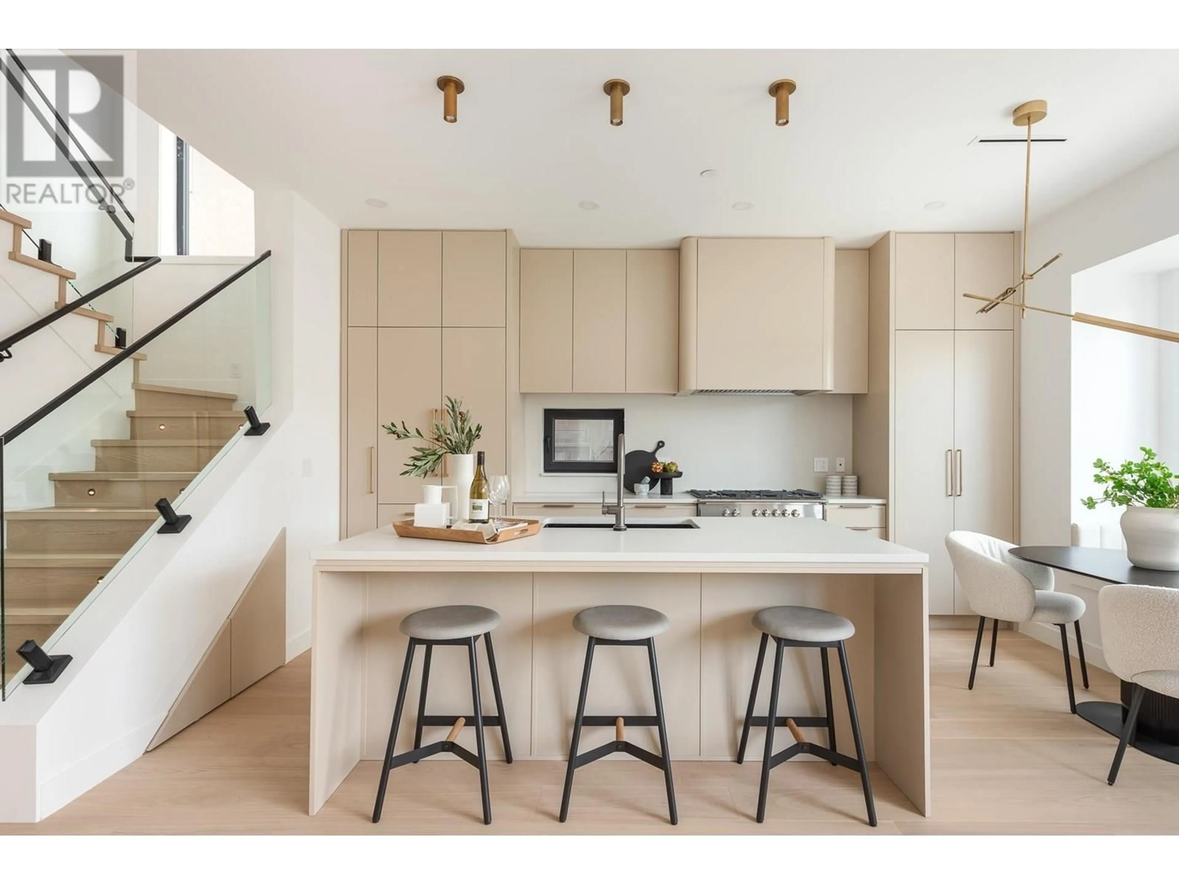 Contemporary kitchen, unknown for 2796 GEORGIA STREET, Vancouver British Columbia V5K2K2