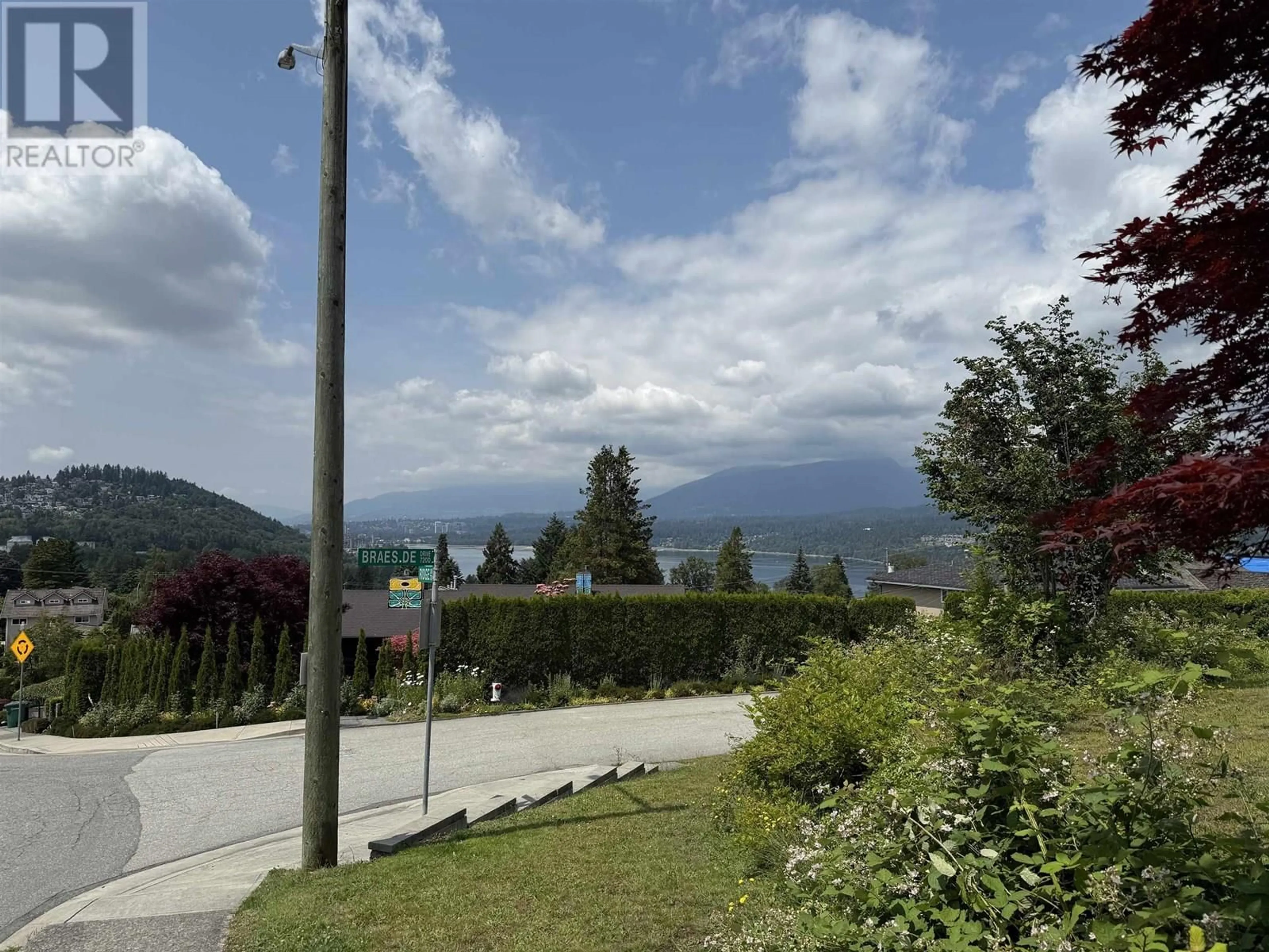 Unknown for 7206 BRAESIDE DRIVE, Burnaby British Columbia V5A1E8