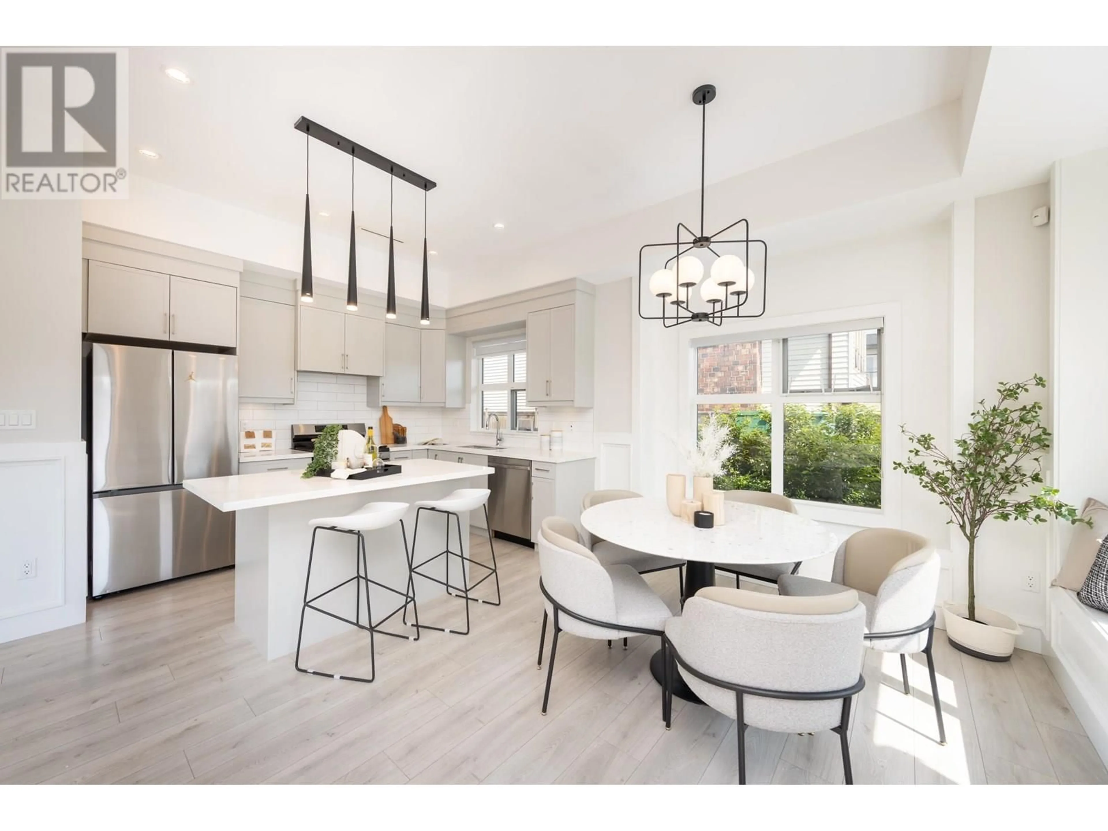Open concept kitchen, ceramic/tile floor for 5 - 9899 STEVESTON HIGHWAY, Richmond British Columbia V7A1M9