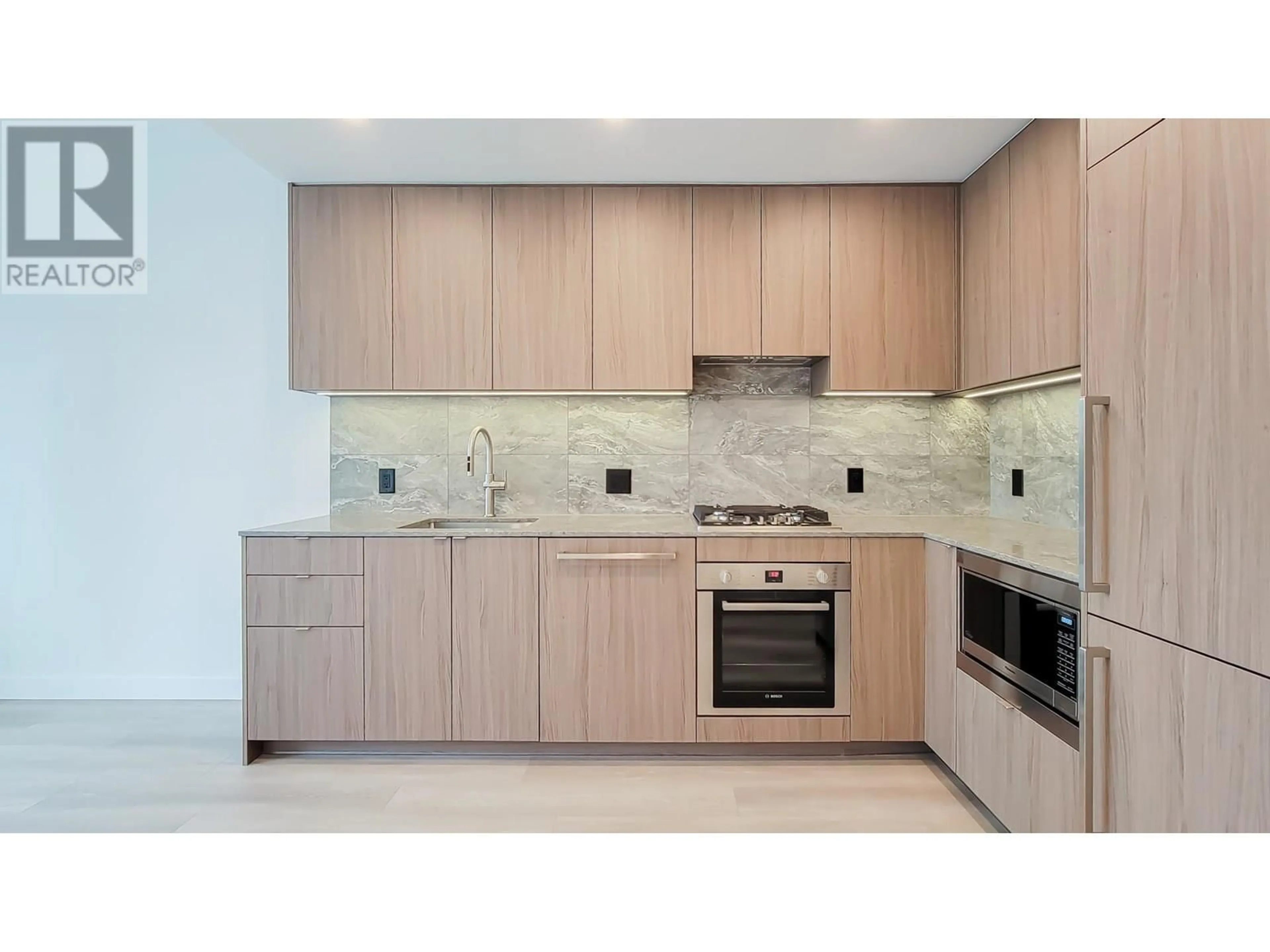 Standard kitchen, unknown for 801 - 626 CLAREMONT STREET, Coquitlam British Columbia V3J0T1