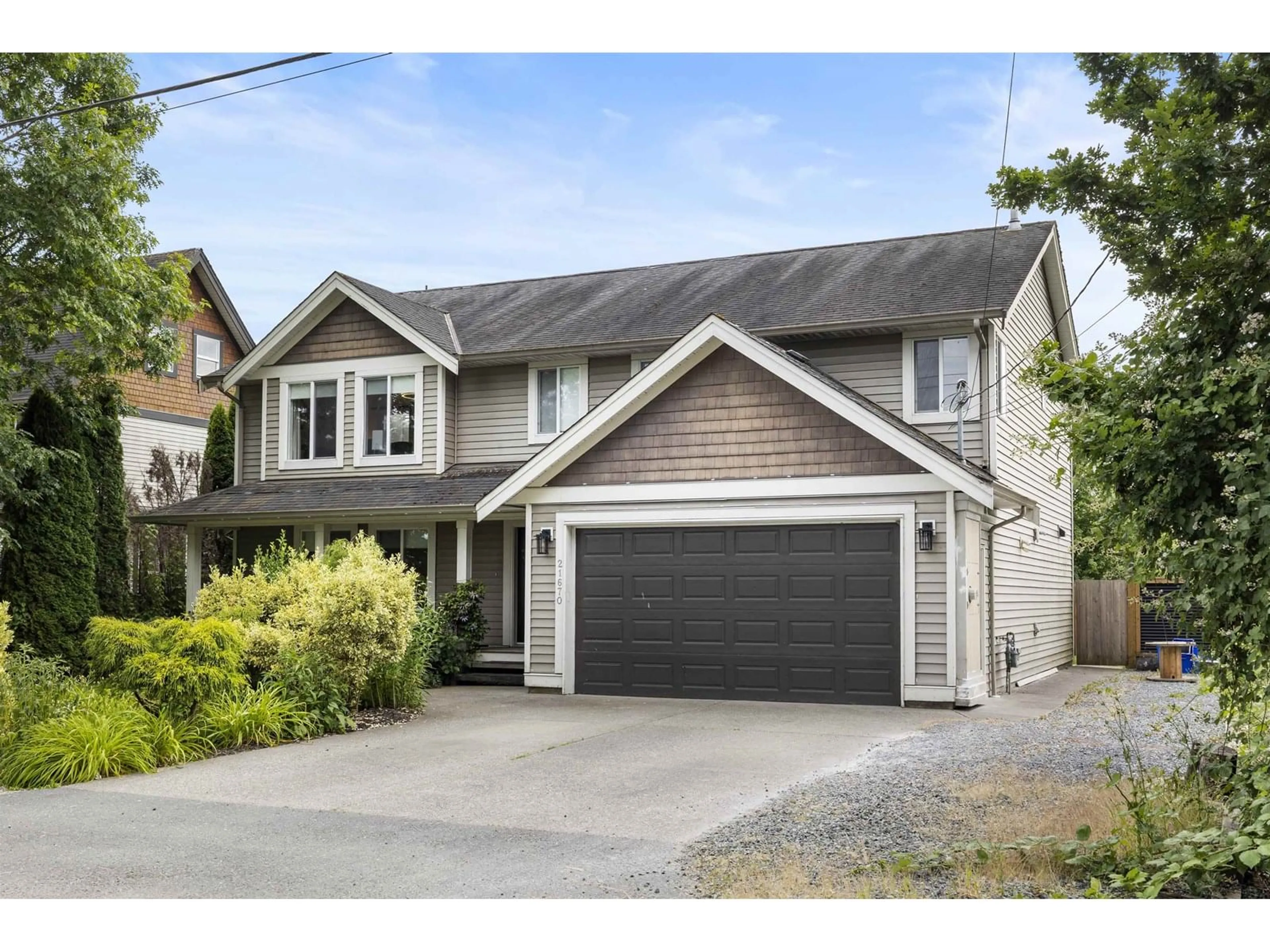 Home with vinyl exterior material, street for 21670 MAXWELL, Langley British Columbia V2Y2P9