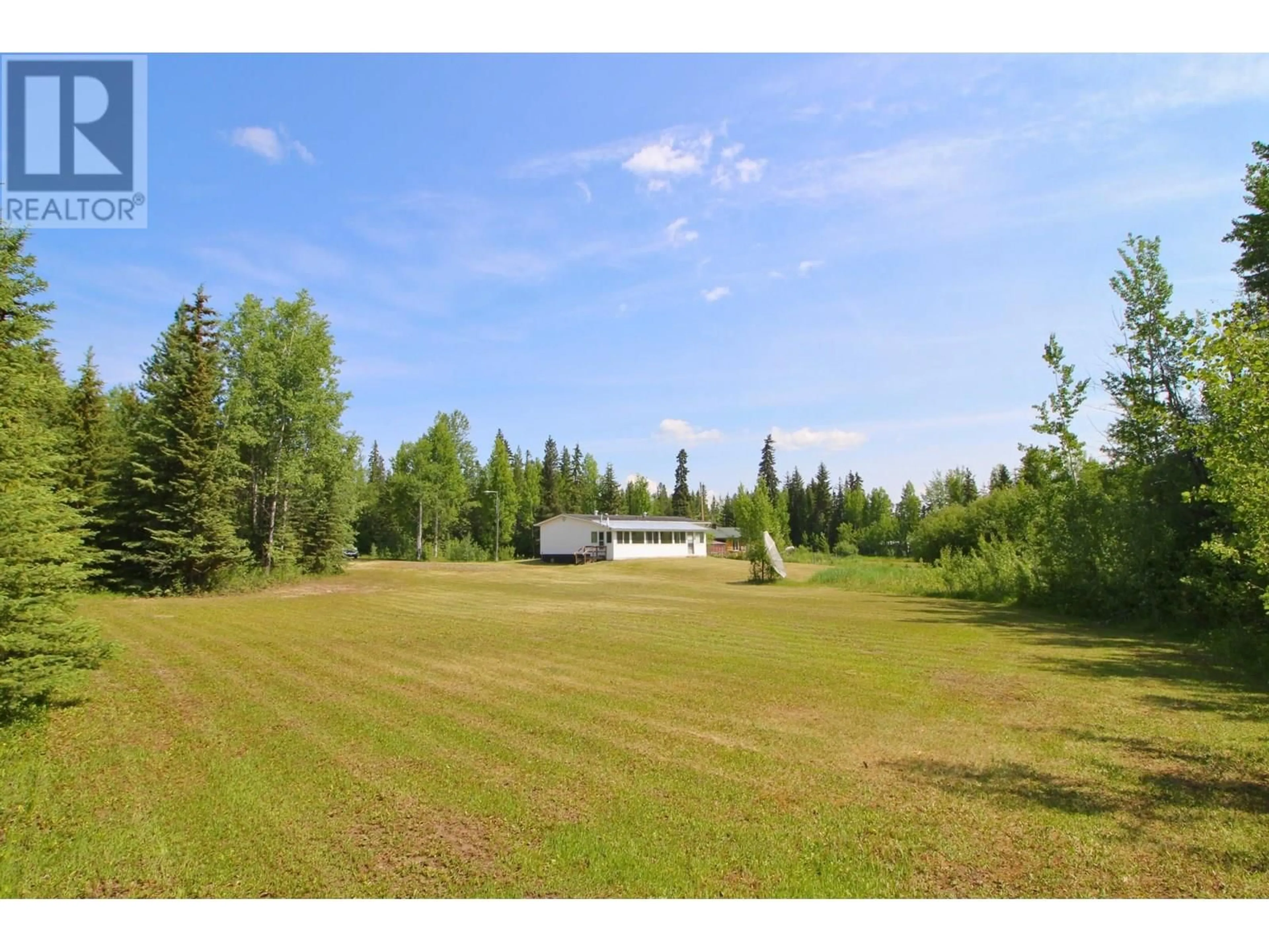 A pic from outside/outdoor area/front of a property/back of a property/a pic from drone, unknown for 3311 MT DAVIS WAY, Houston British Columbia V0J1Z2