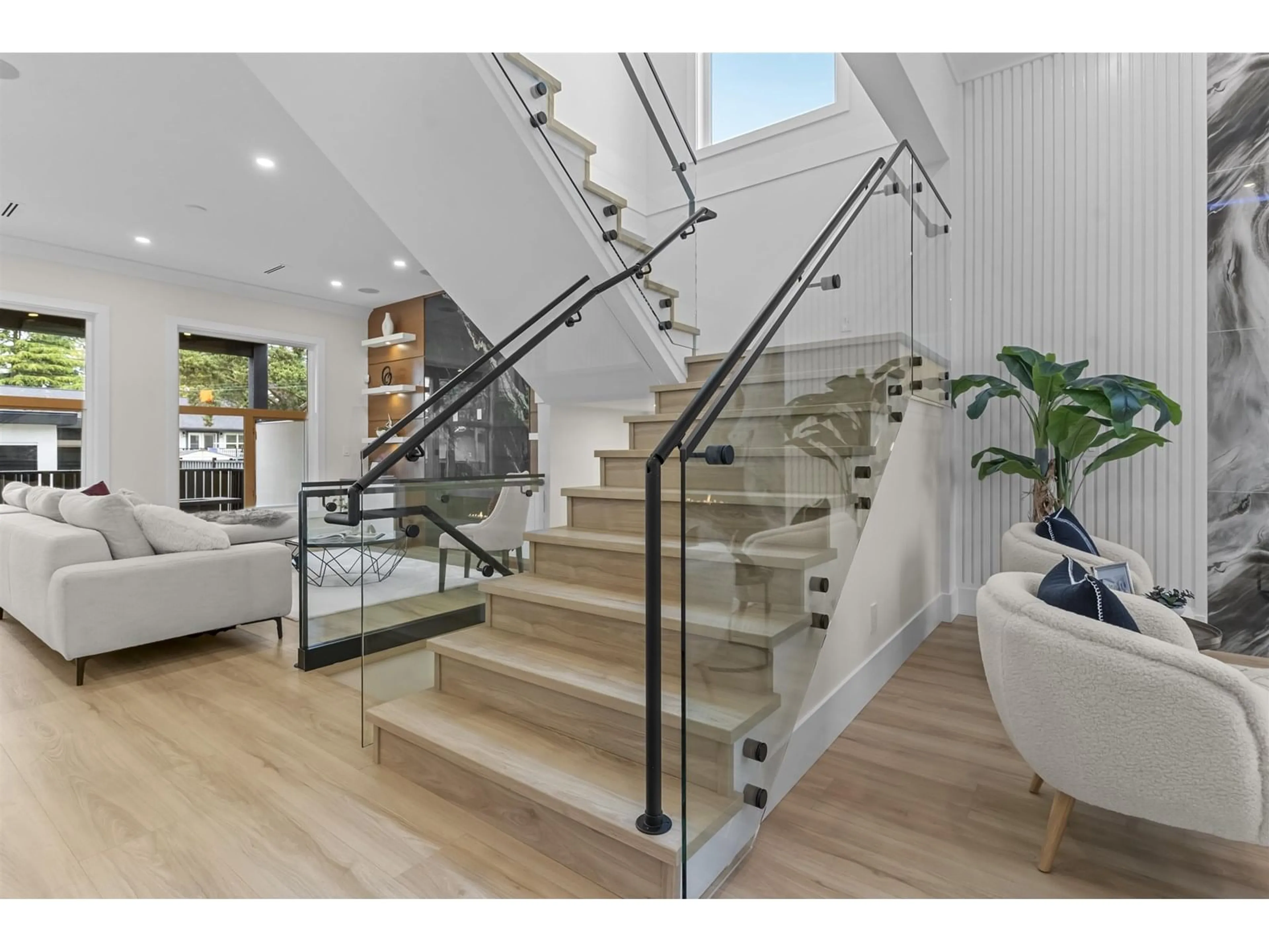 Stairs for 11367 88, Delta British Columbia V4C3B8