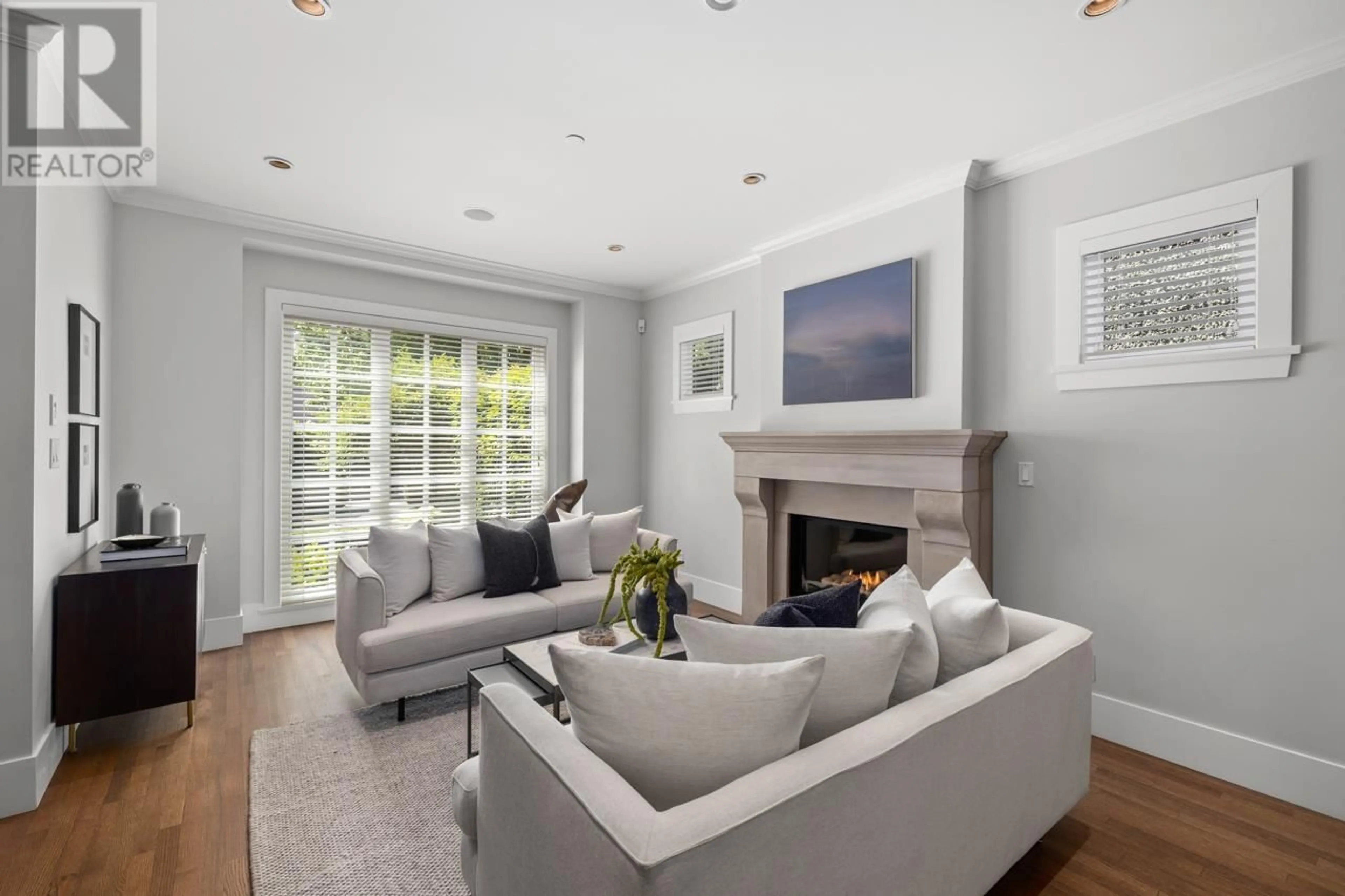Living room with furniture, unknown for 3749 39TH AVENUE, Vancouver British Columbia V6N3A6