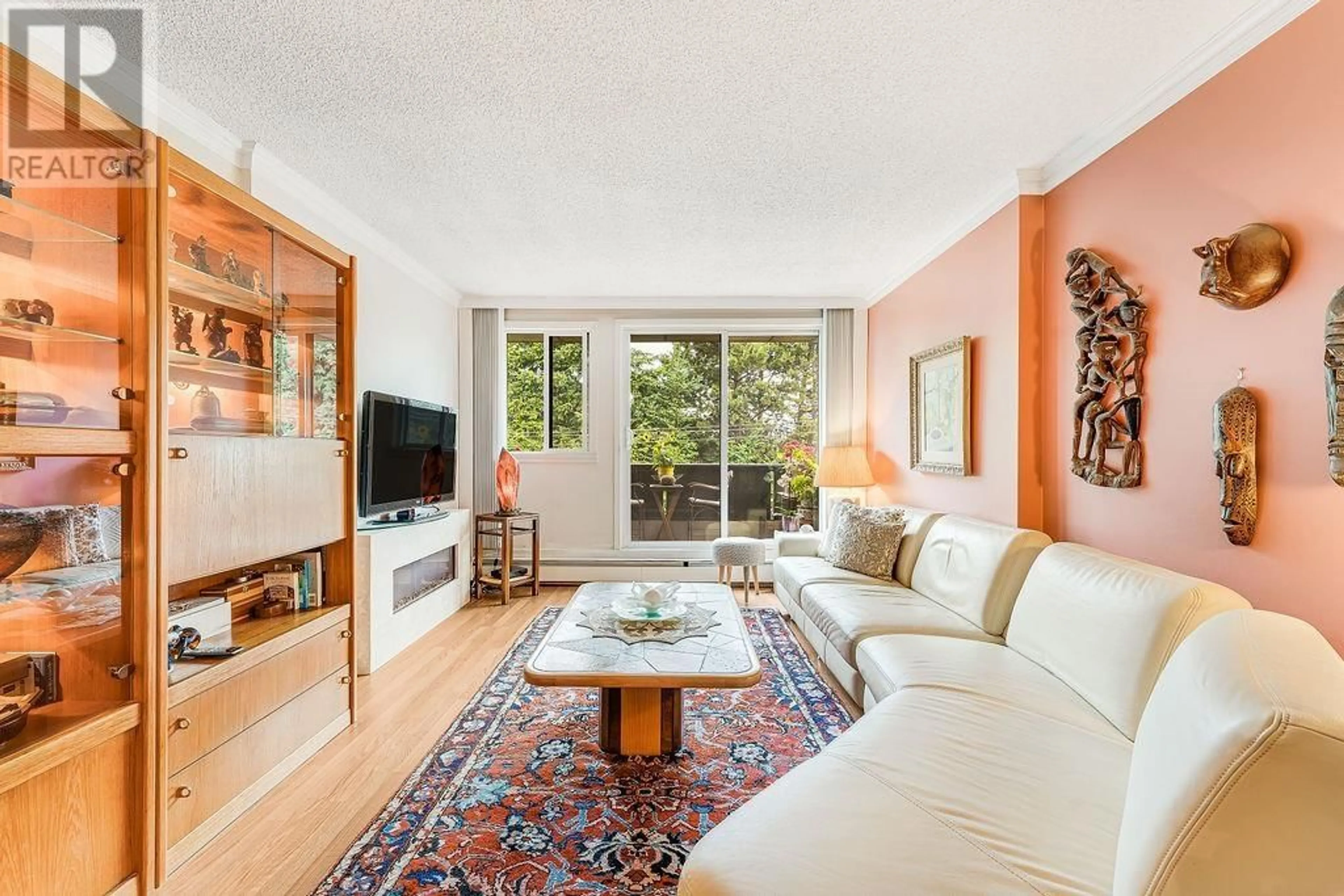 Living room with furniture, unknown for 402 - 1867 3RD AVENUE, Vancouver British Columbia V6J1K9