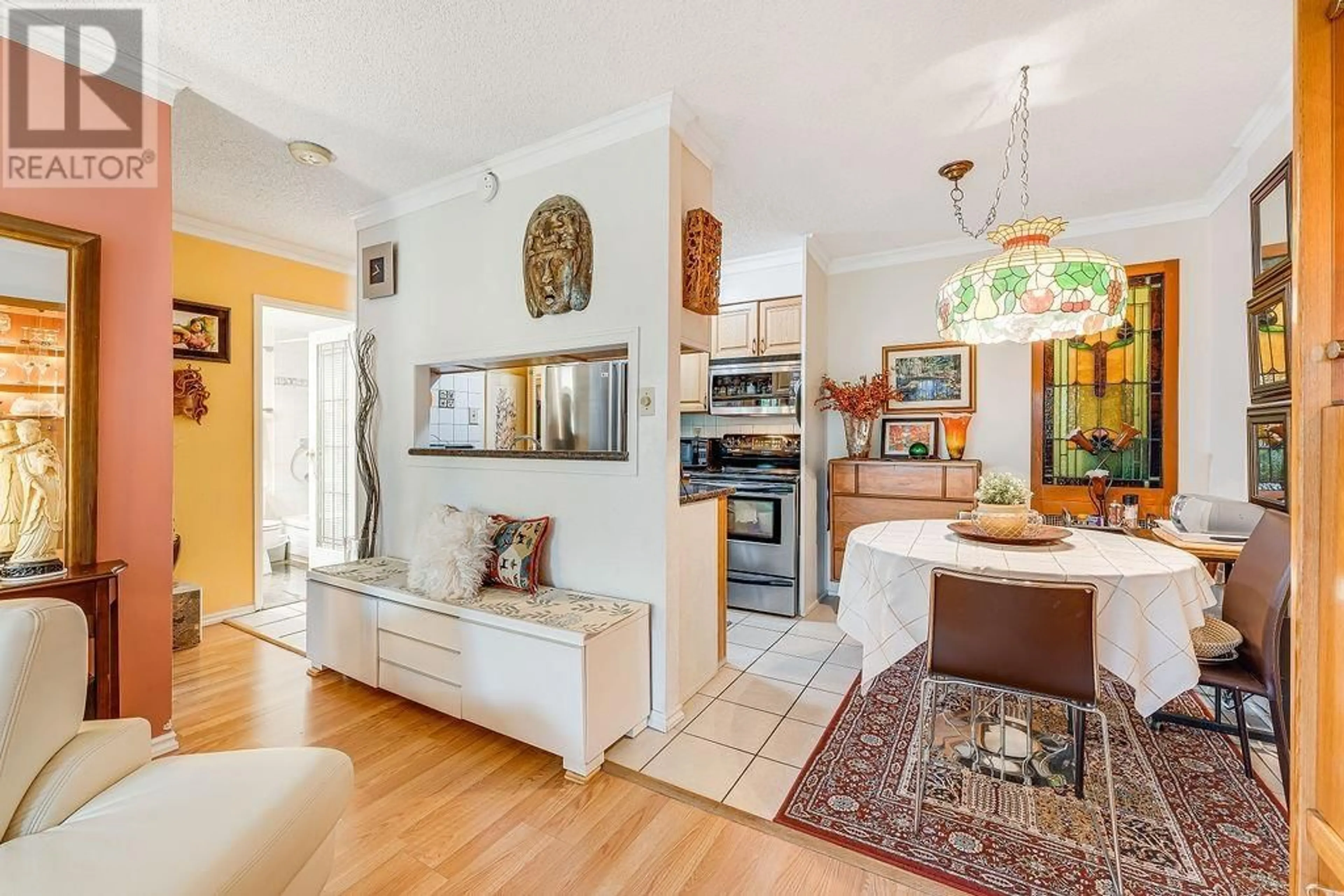 Unknown for 402 - 1867 3RD AVENUE, Vancouver British Columbia V6J1K9
