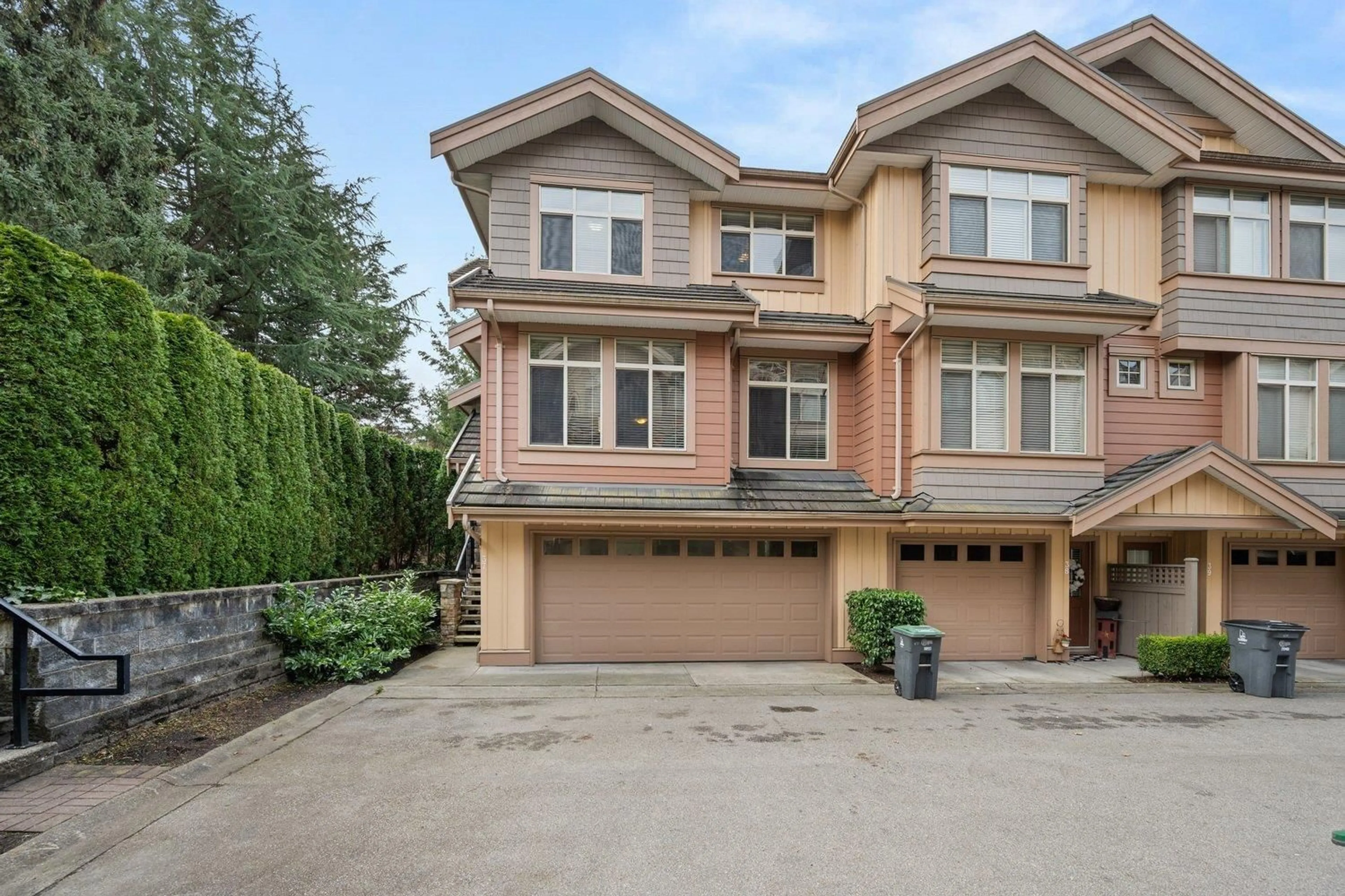 Unknown for 37 - 15151 34, Surrey British Columbia V3Z4P5