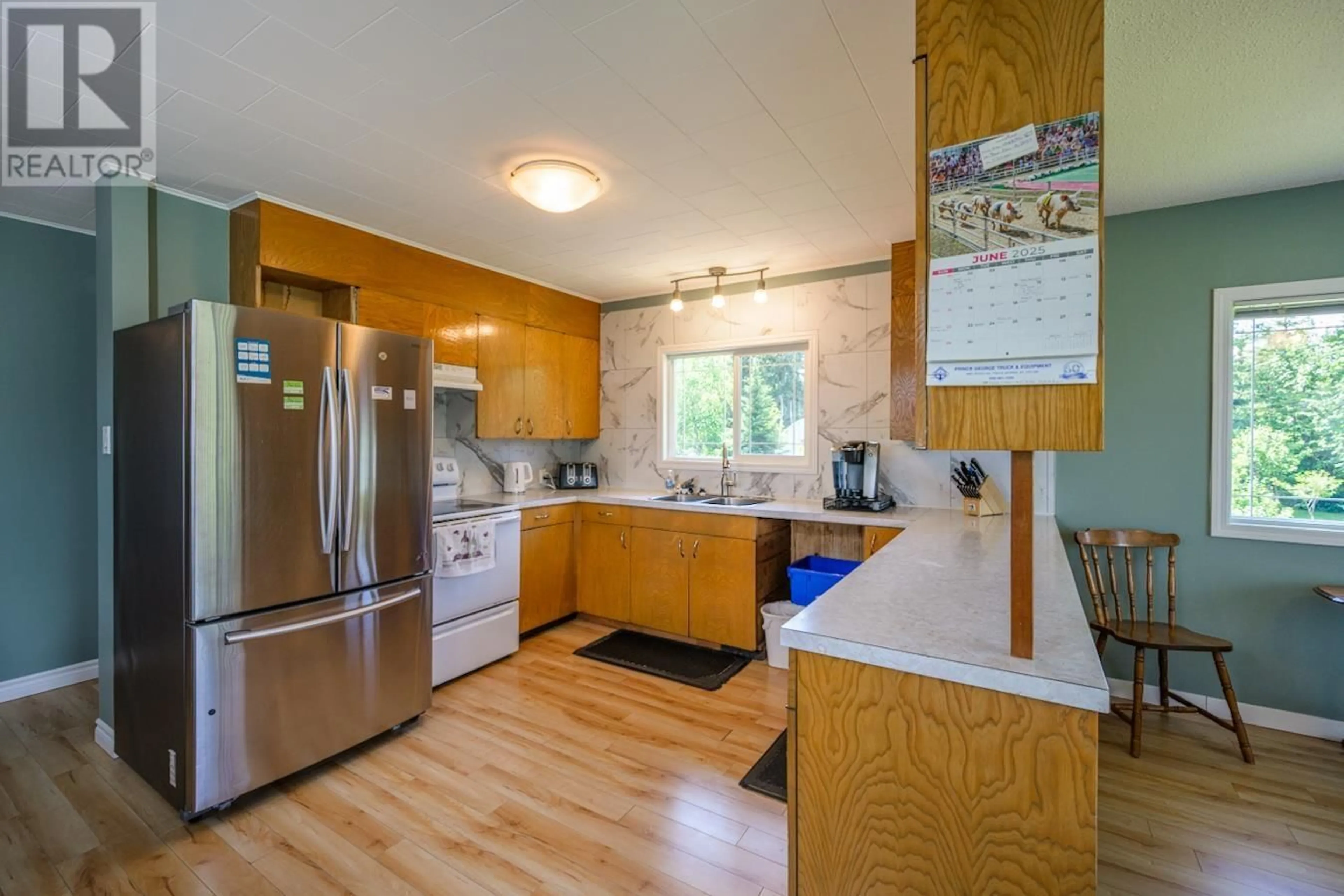 Standard kitchen, unknown for 4401 CHESTNUT DRIVE, Prince George British Columbia V2K2T4
