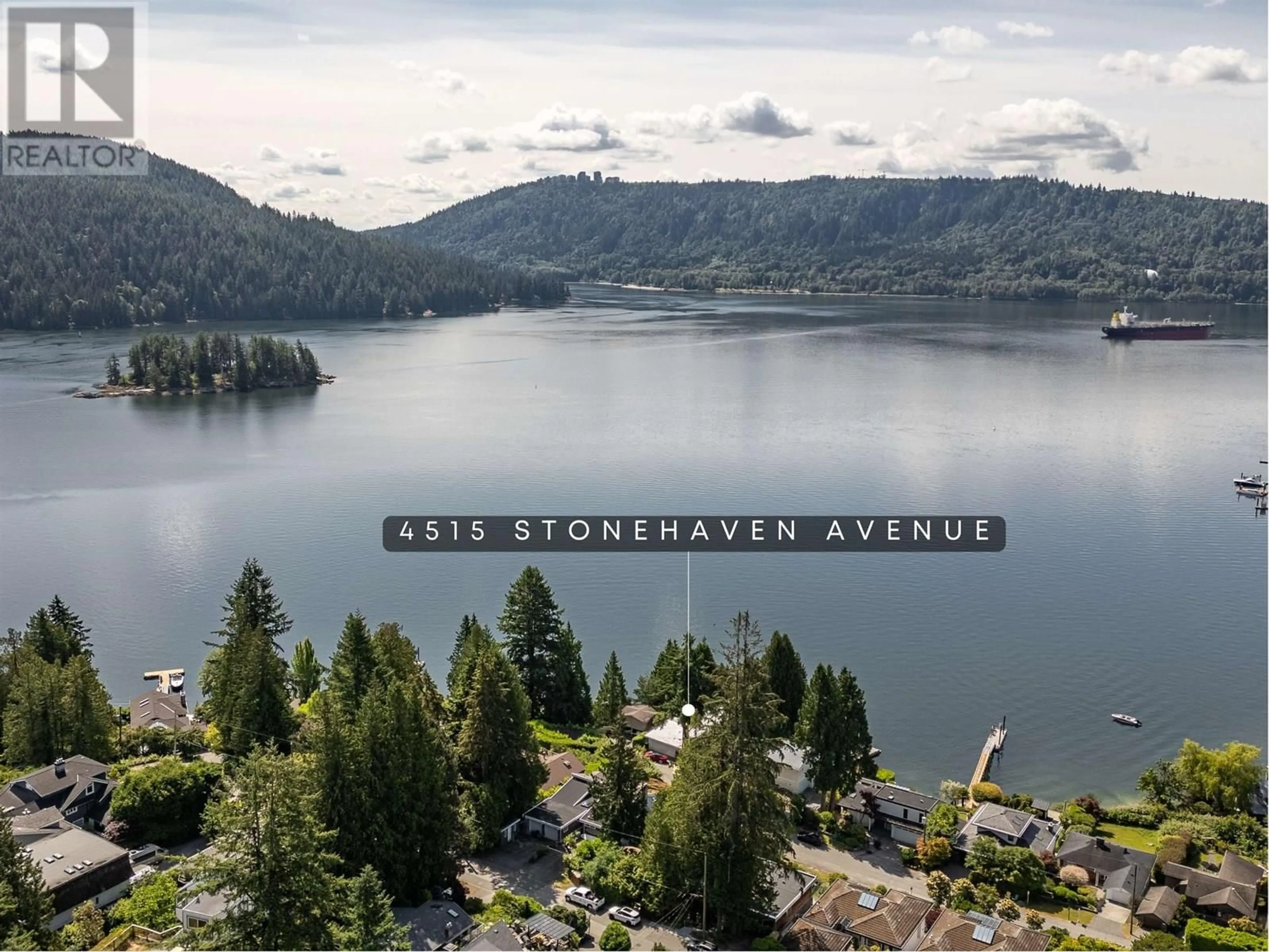 A pic from outside/outdoor area/front of a property/back of a property/a pic from drone, water/lake/river/ocean view for 4515 STONEHAVEN AVENUE, North Vancouver British Columbia V7G1E7