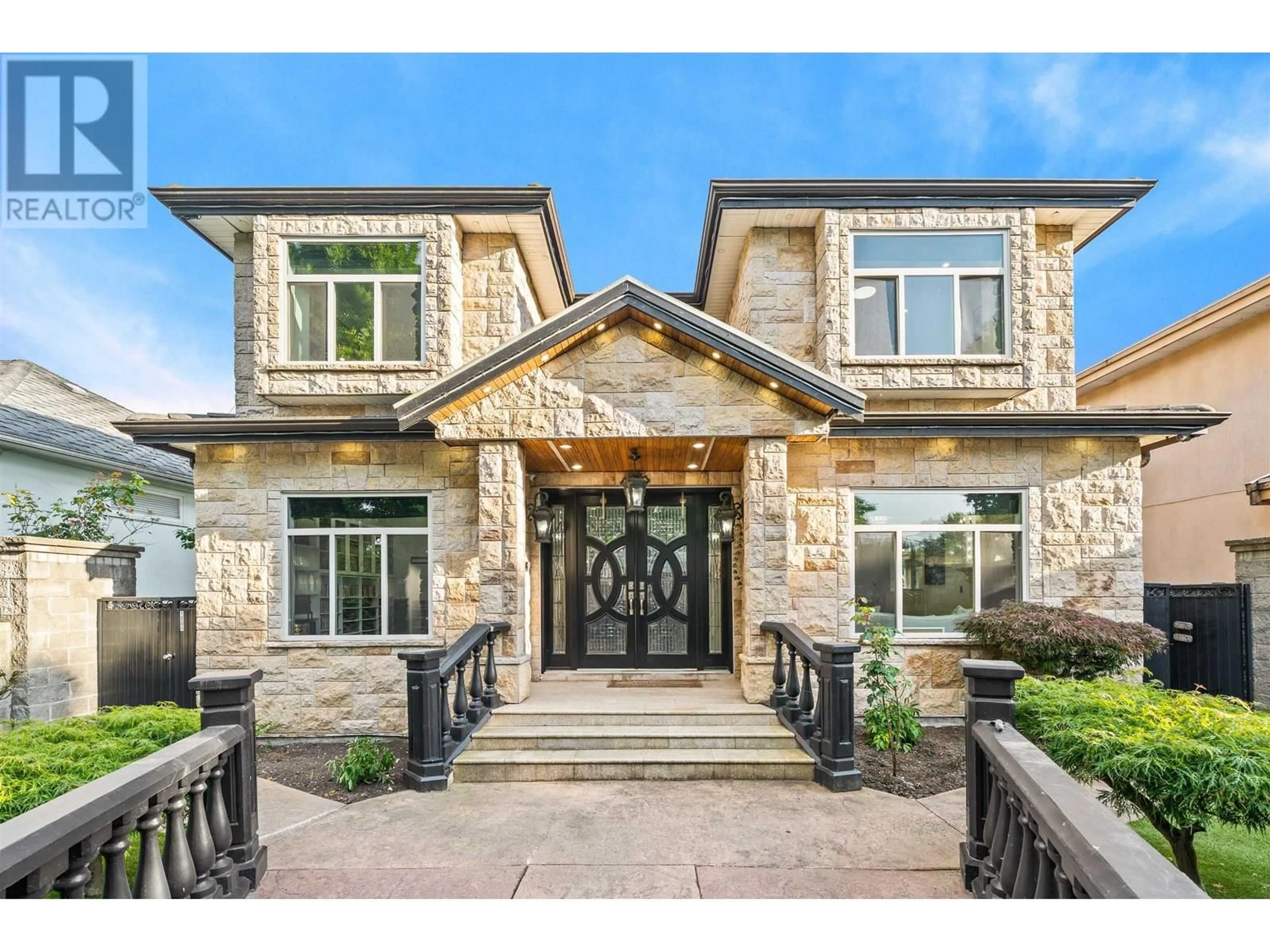 Home with brick exterior material, unknown for 1060 61ST AVENUE, Vancouver British Columbia V5X2C4
