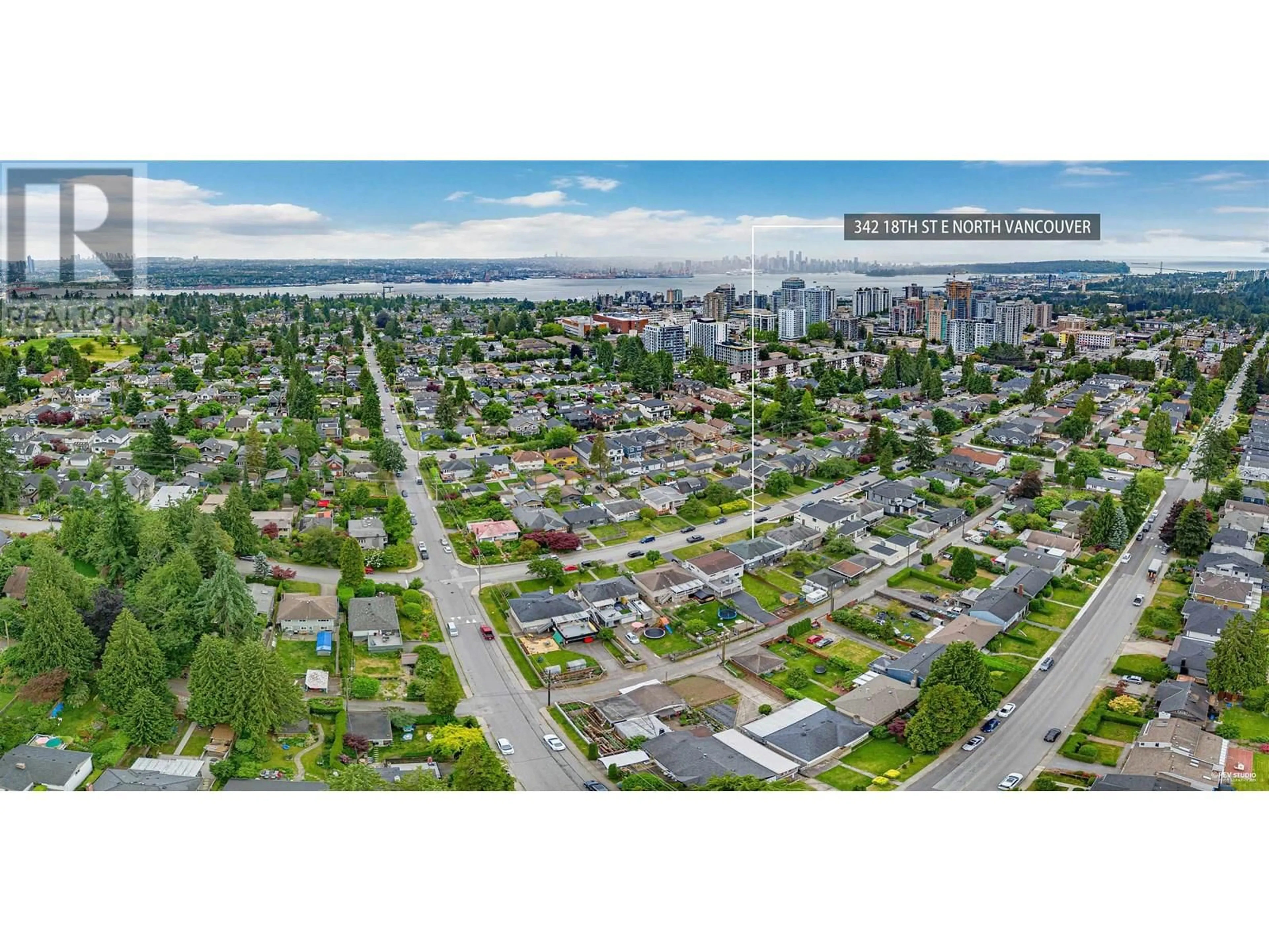 A pic from outside/outdoor area/front of a property/back of a property/a pic from drone, street for 342 18TH STREET, North Vancouver British Columbia V7L2X9