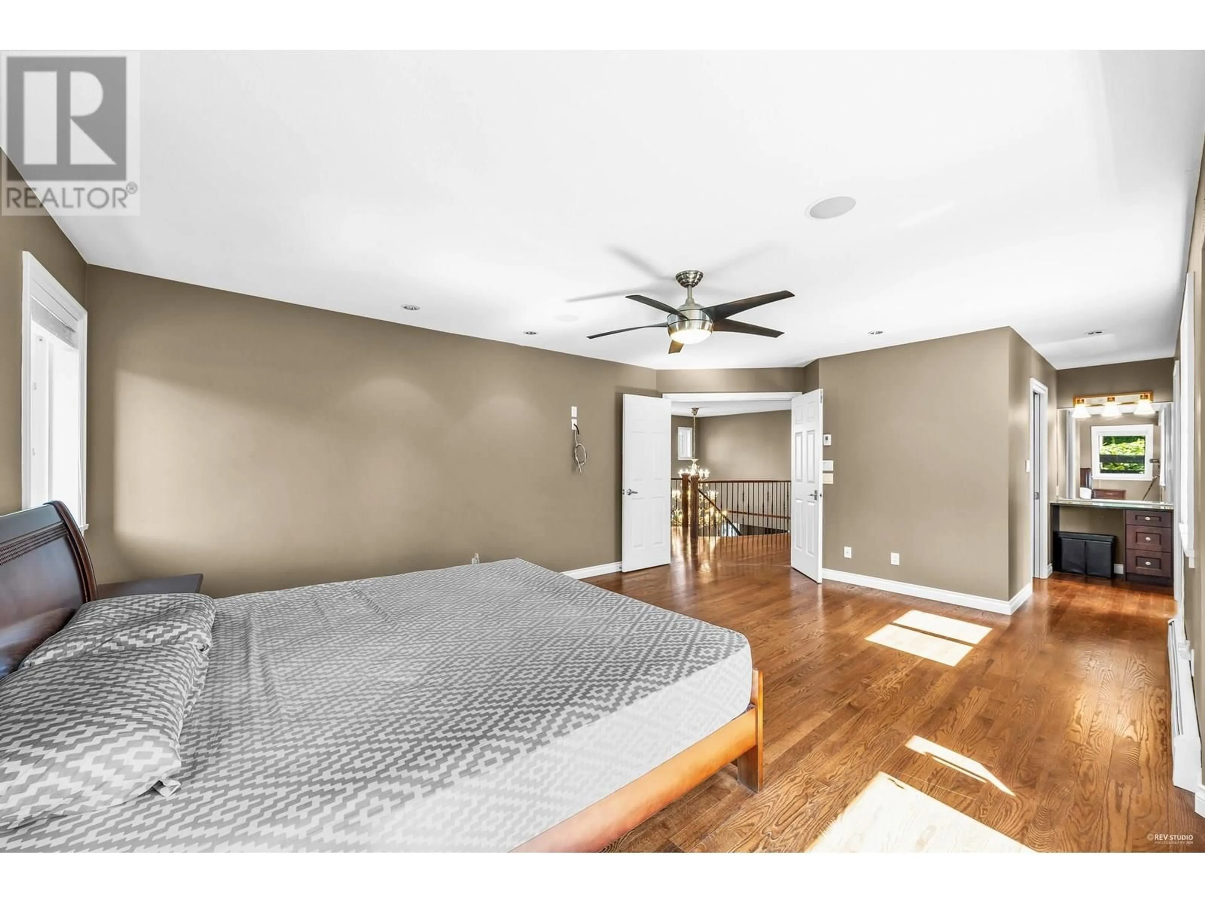A pic of a room for 6550 ALBERY PLACE, Burnaby British Columbia V5E4G2