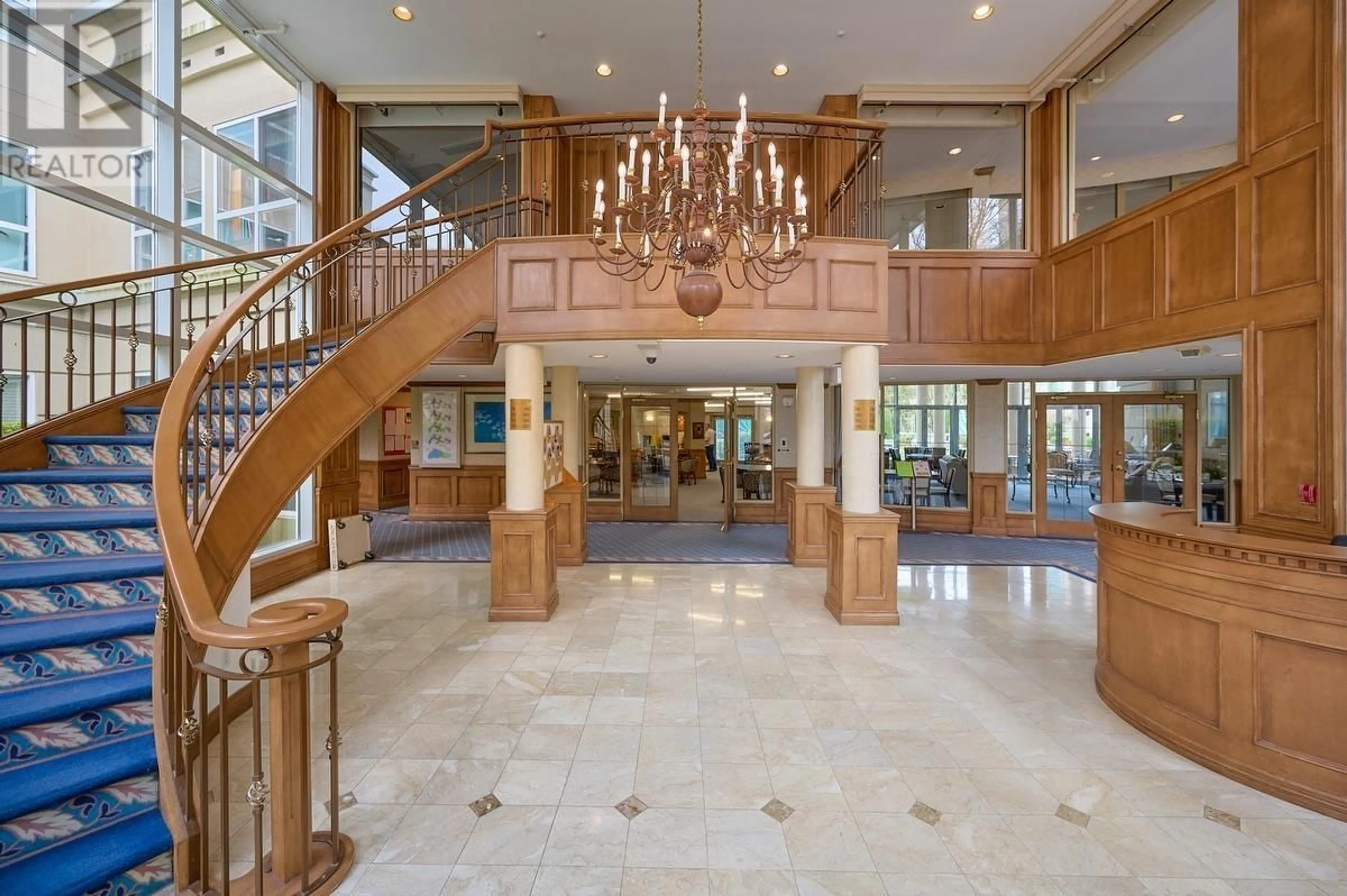 Lobby for 320 - 3098 GUILDFORD WAY, Coquitlam British Columbia V3B7W8