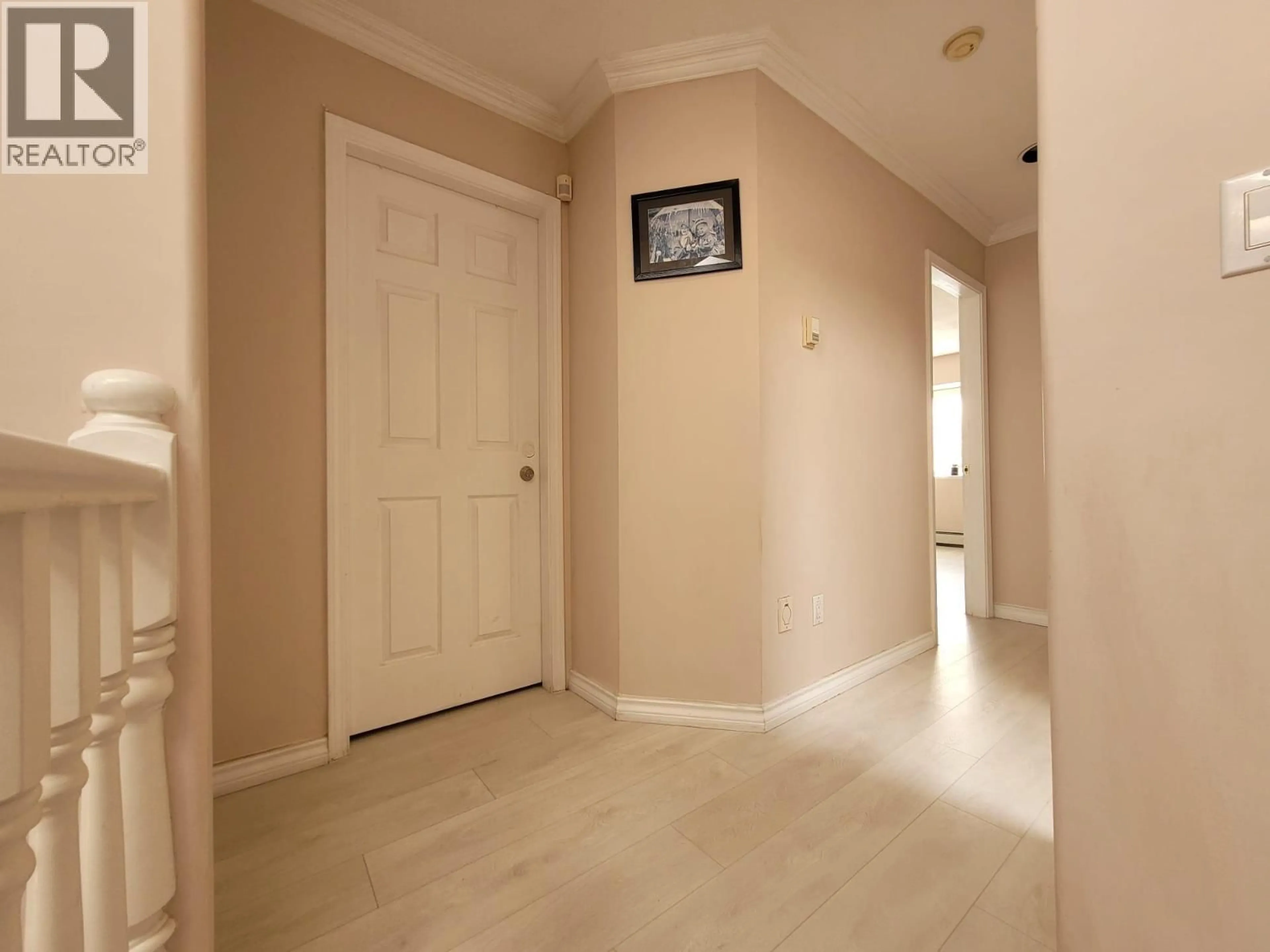 Indoor entryway for 3596 TURNER STREET, Vancouver British Columbia V5K2H9