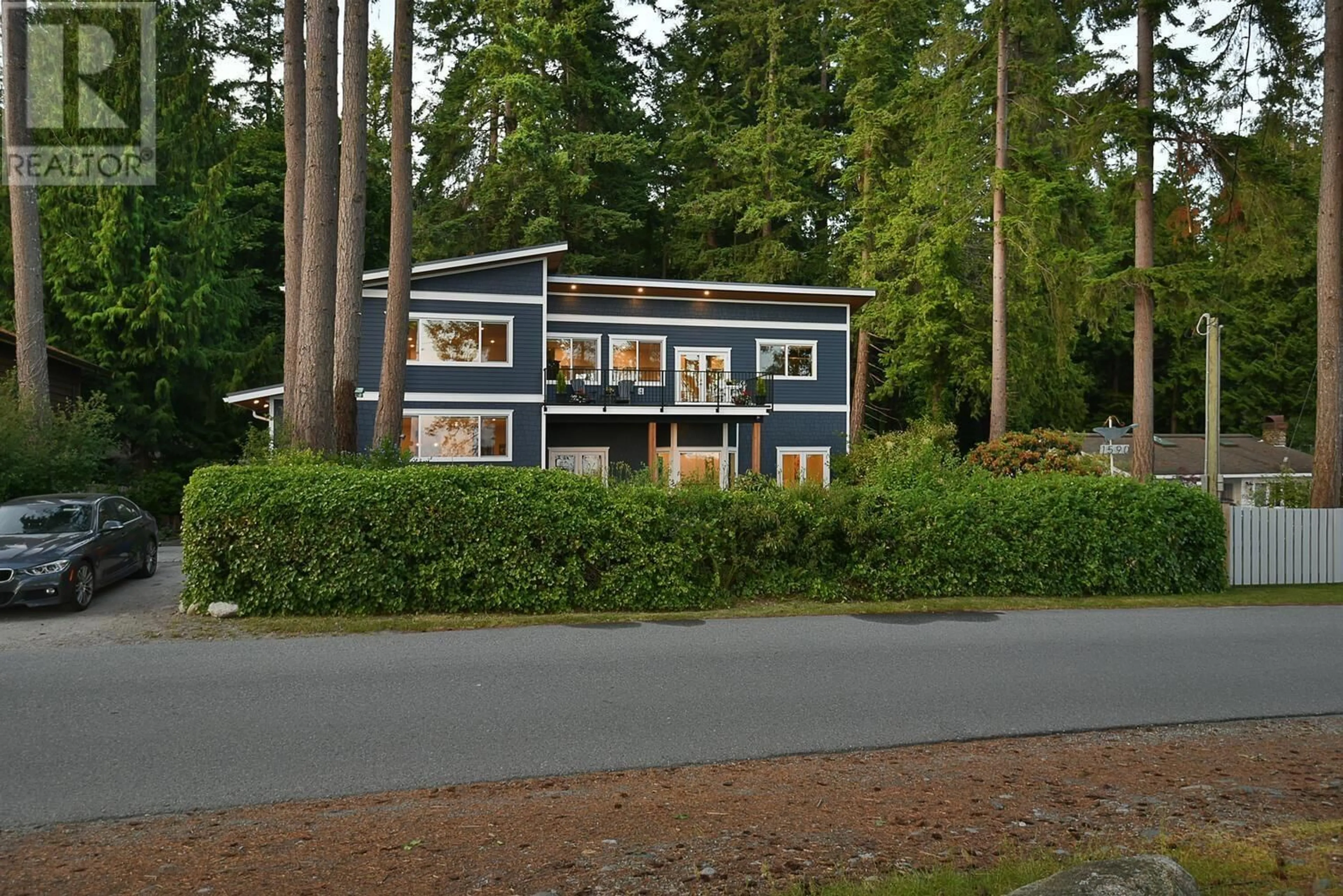 Home with vinyl exterior material, street for 1590 OCEAN BEACH, Gibsons British Columbia V0N1V5