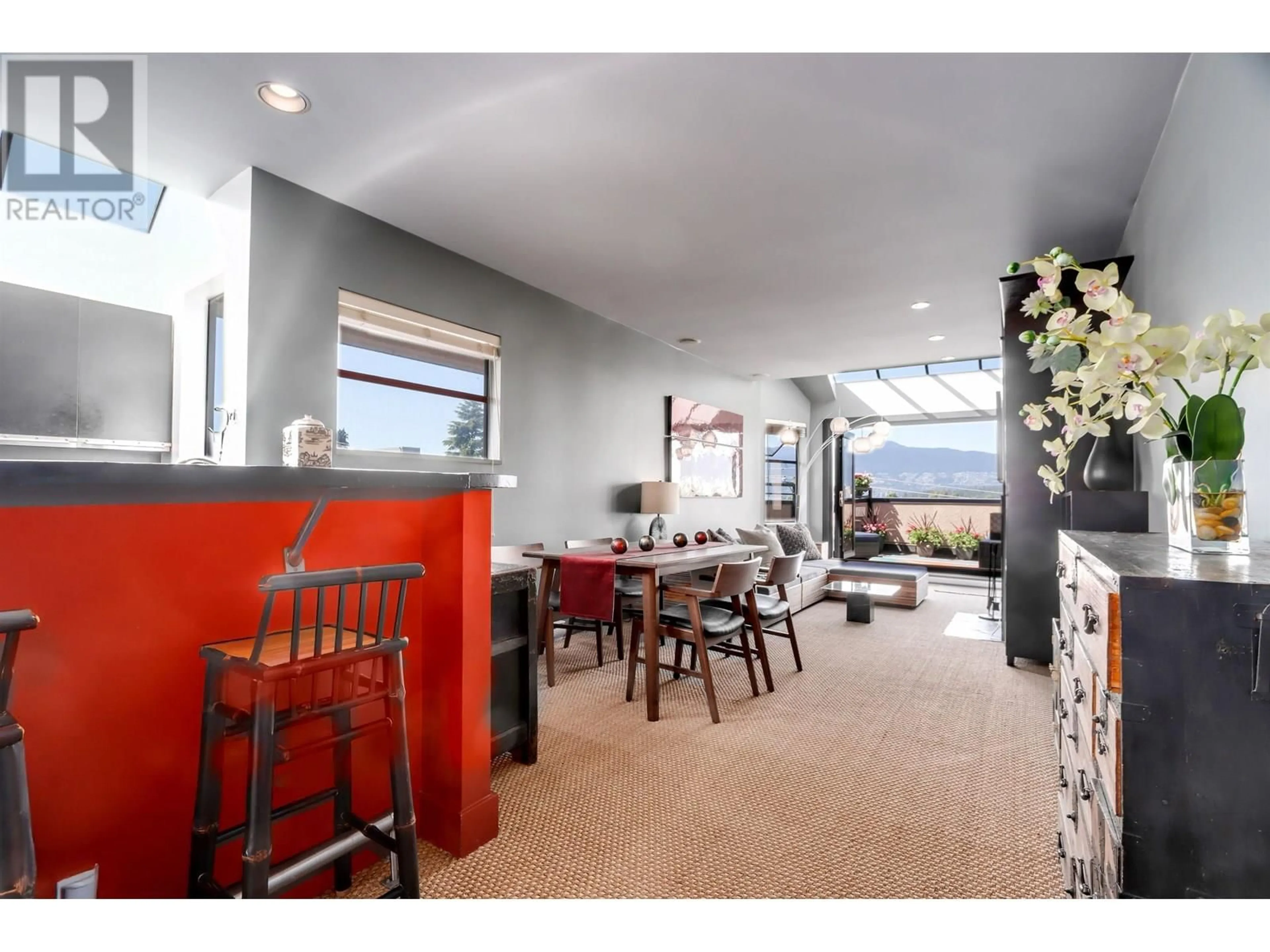 Unknown for 11 - 2083 3RD AVENUE, Vancouver British Columbia V6J1L4
