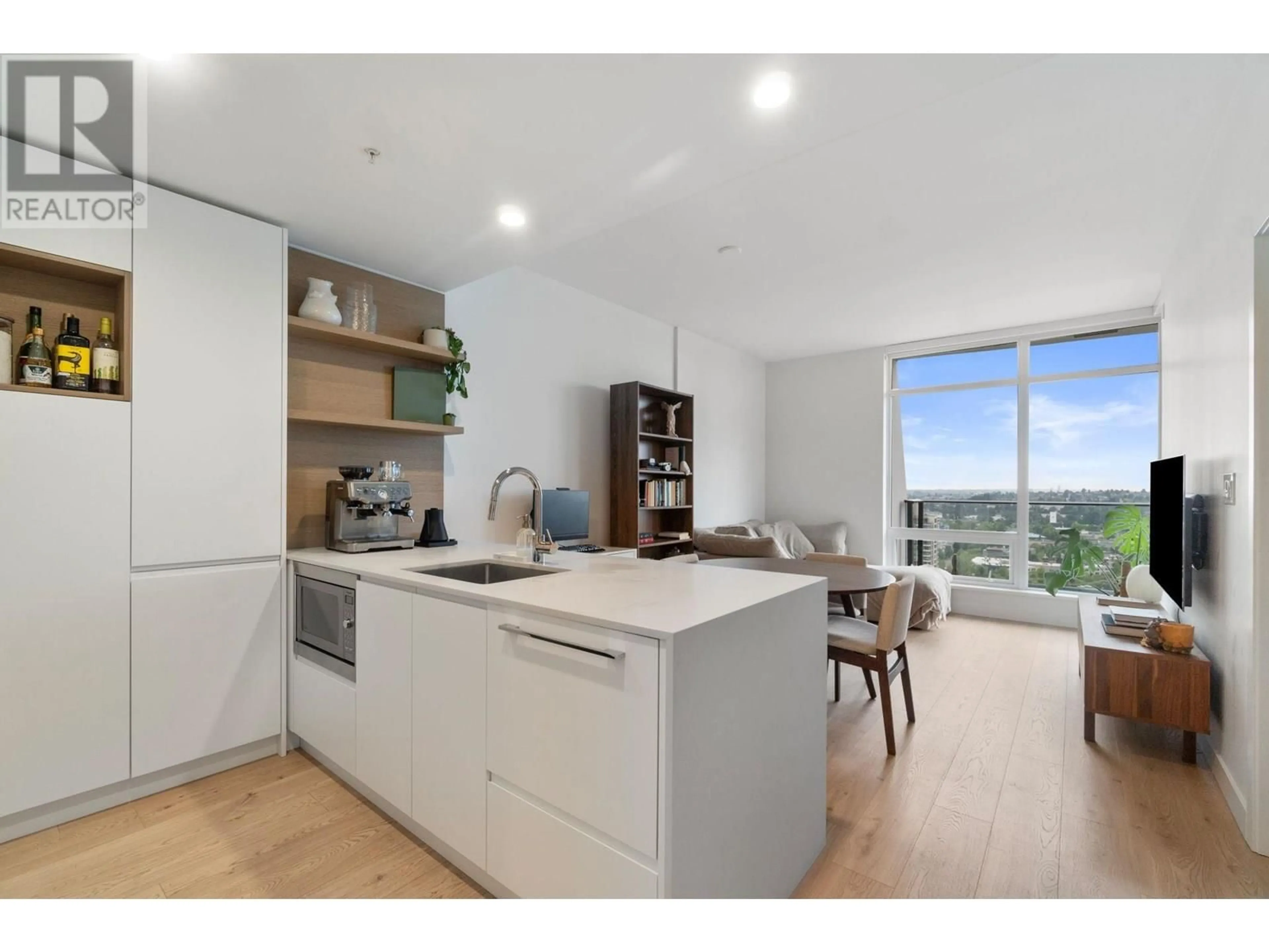 Open concept kitchen, unknown for 2103 - 2181 MADISON AVENUE, Burnaby British Columbia V5C0N4