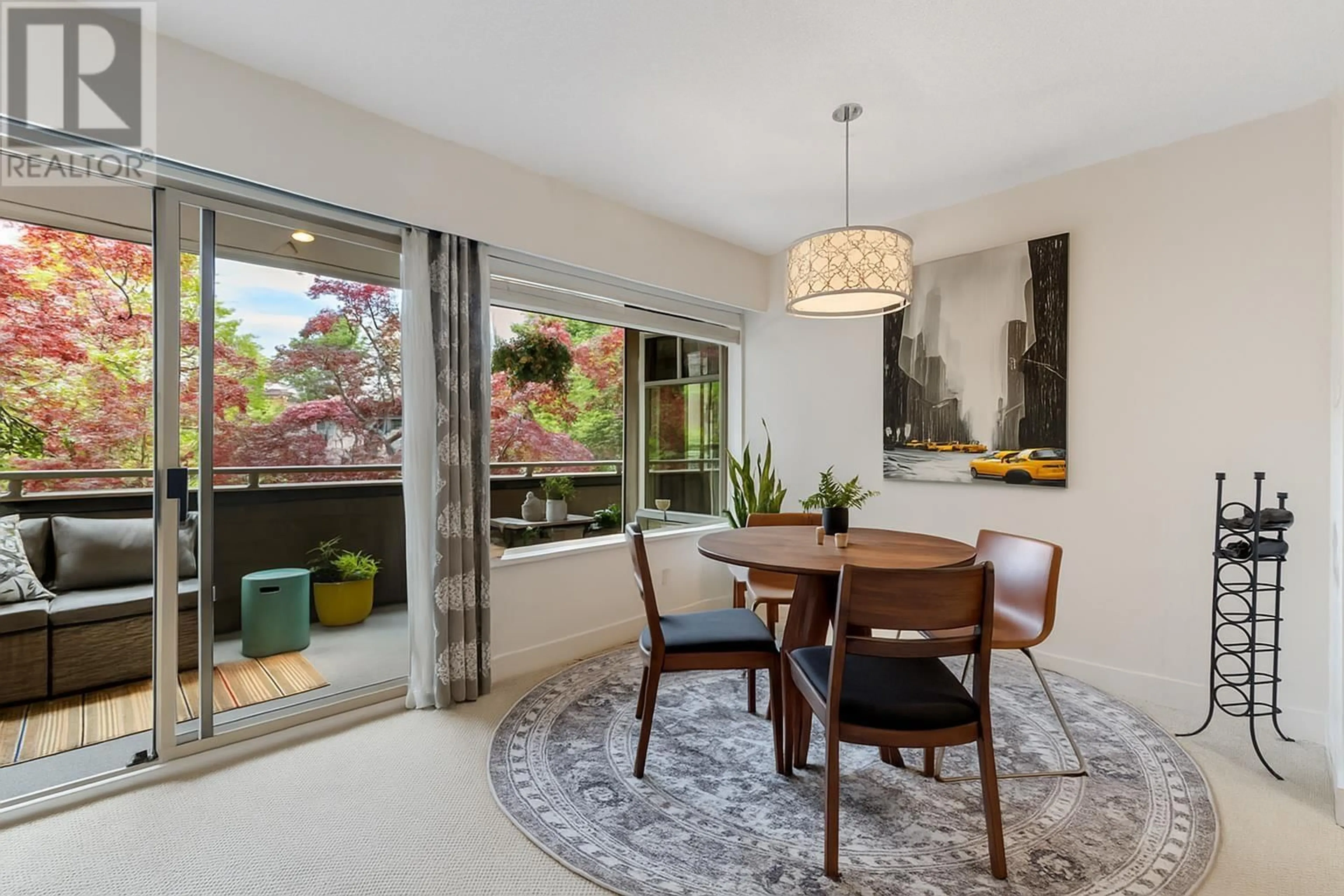 Dining room, ceramic/tile floor for 302 - 1777 13TH AVENUE, Vancouver British Columbia V6J2H2