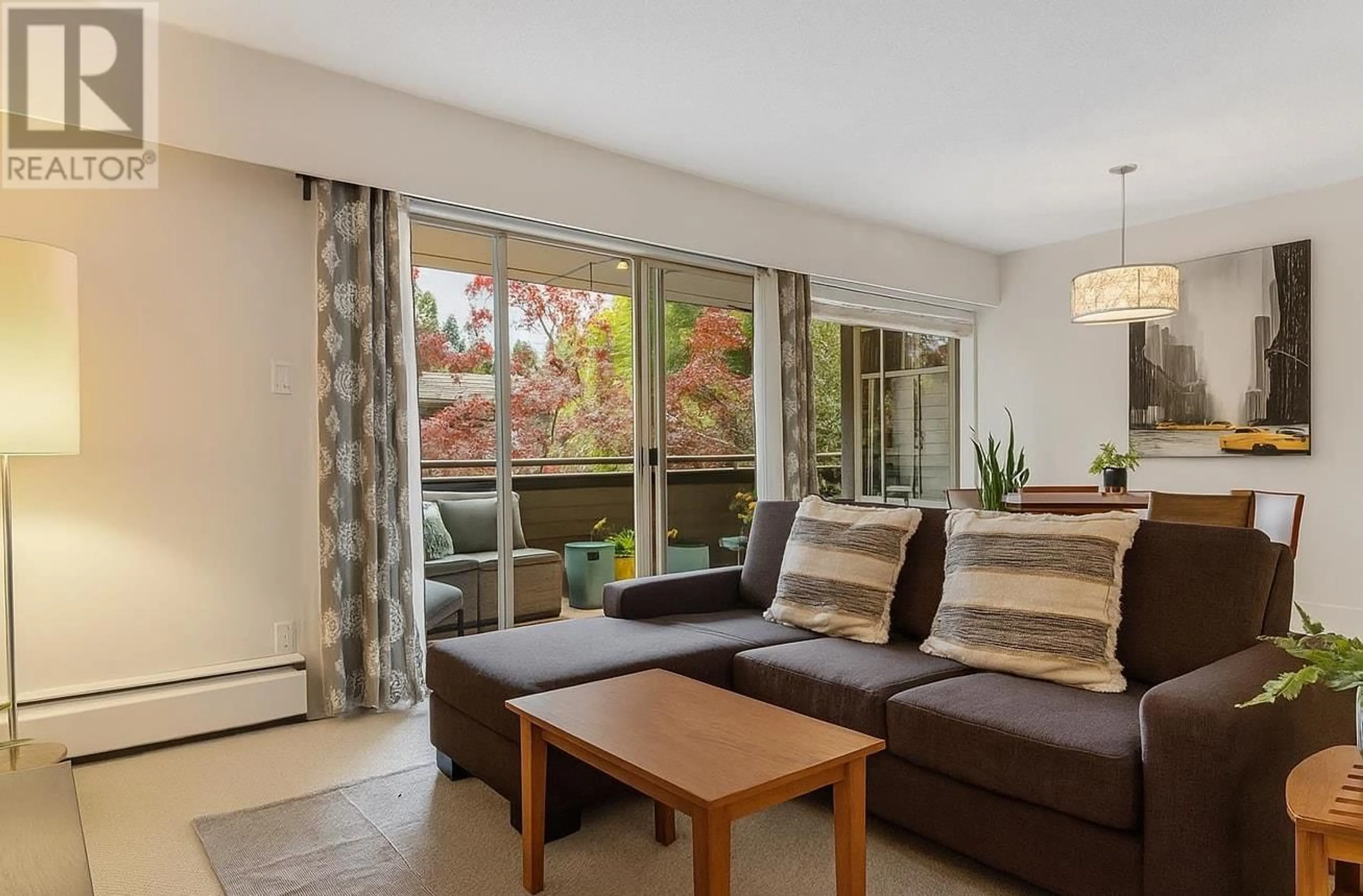 Living room with furniture, unknown for 302 - 1777 13TH AVENUE, Vancouver British Columbia V6J2H2