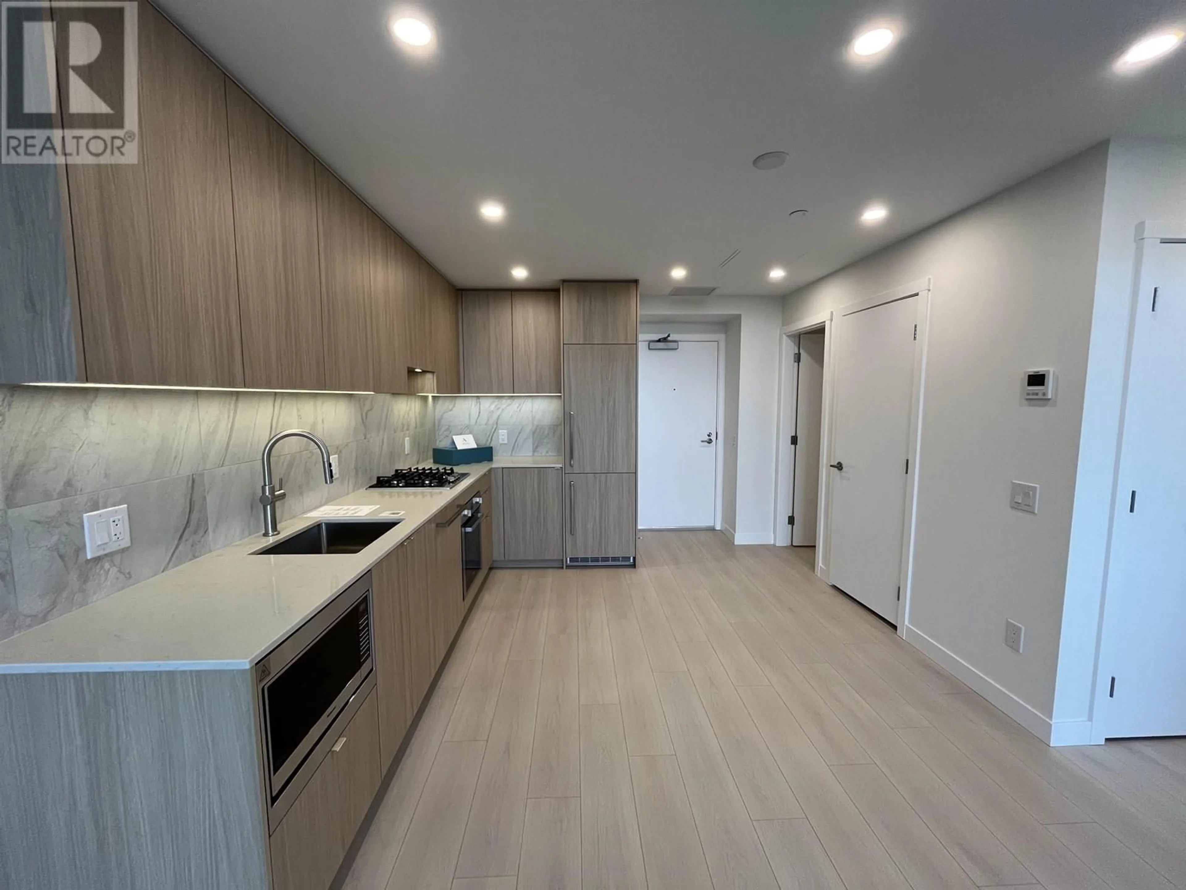 Open concept kitchen, unknown for 1503 - 626 CLAREMONT STREET, Coquitlam British Columbia V3J3T4