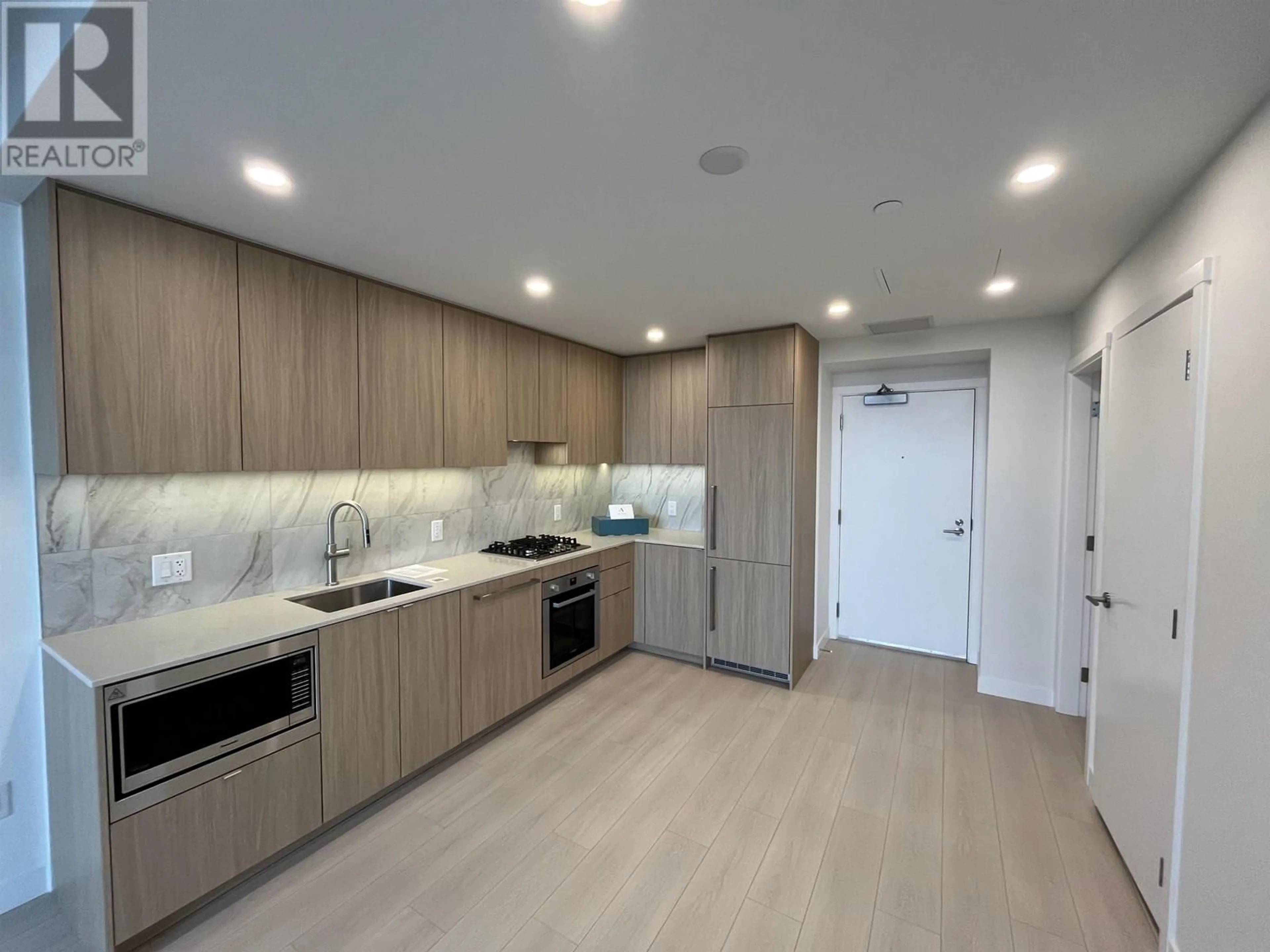 Open concept kitchen, unknown for 1503 - 626 CLAREMONT STREET, Coquitlam British Columbia V3J3T4