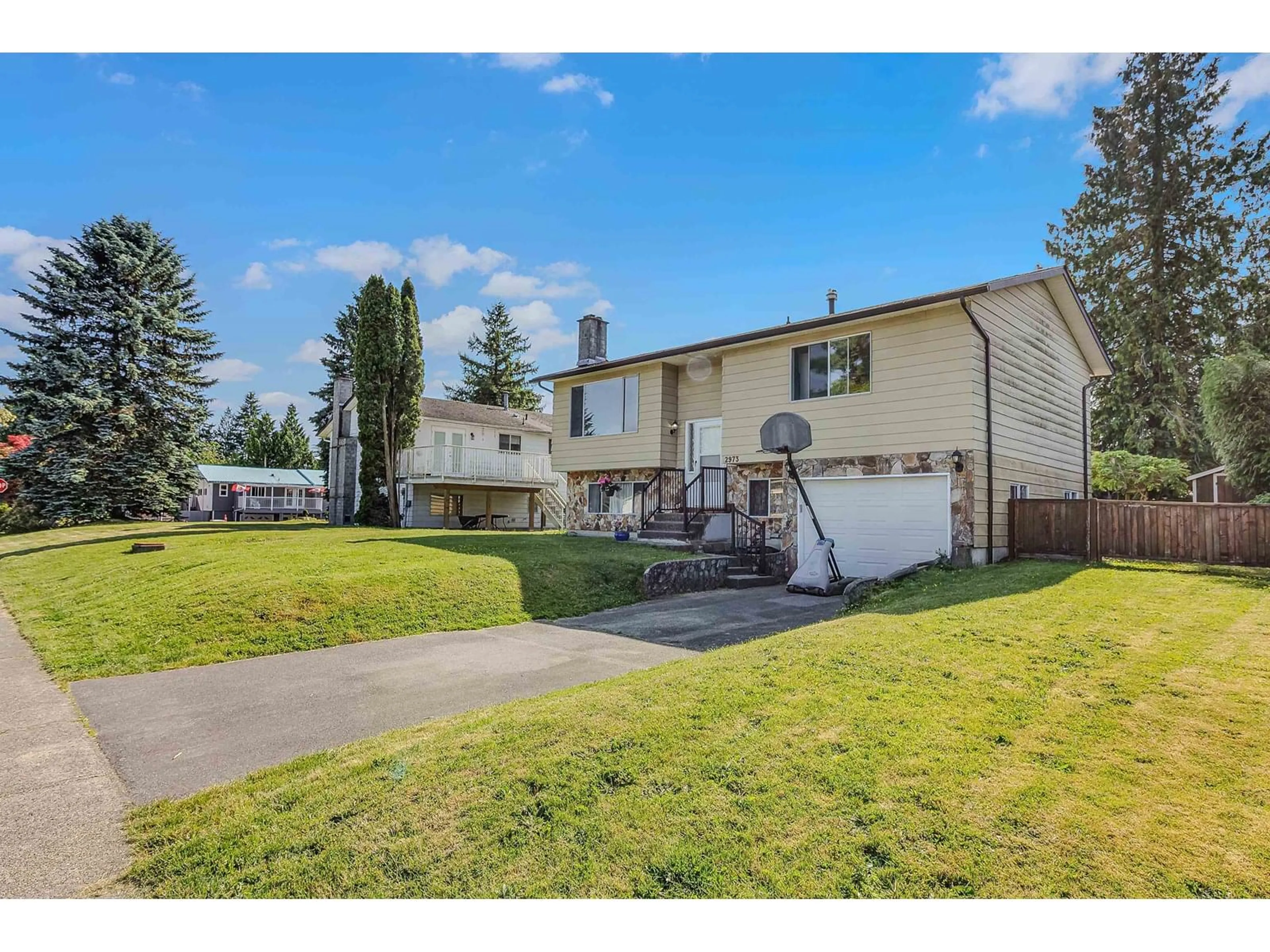 A pic from outside/outdoor area/front of a property/back of a property/a pic from drone, street for 2973 265A, Langley British Columbia V4W3B6