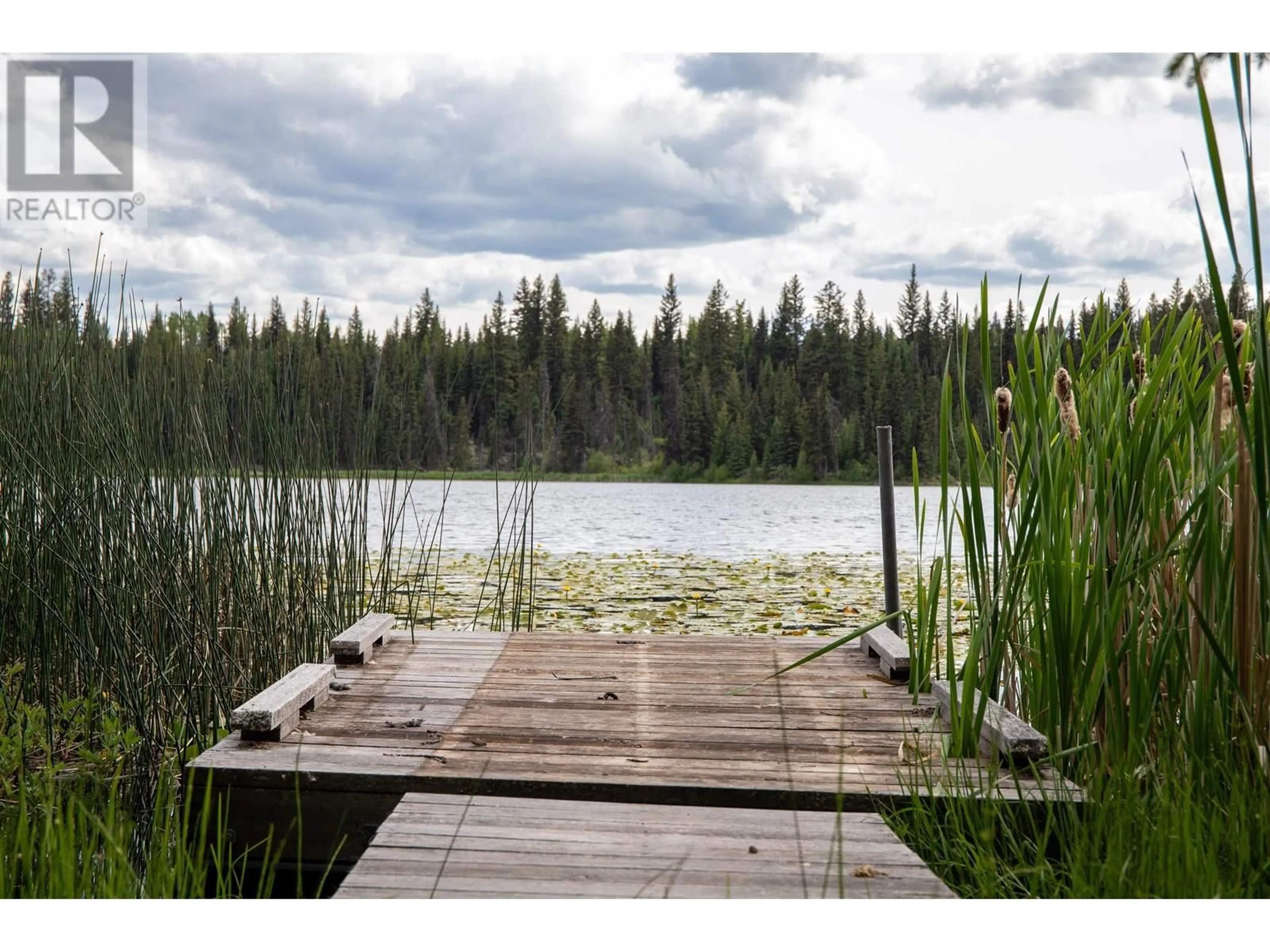 Patio, water/lake/river/ocean view for 7790 LITTLE FORT 24 HIGHWAY, Bridge Lake British Columbia V0K1X2
