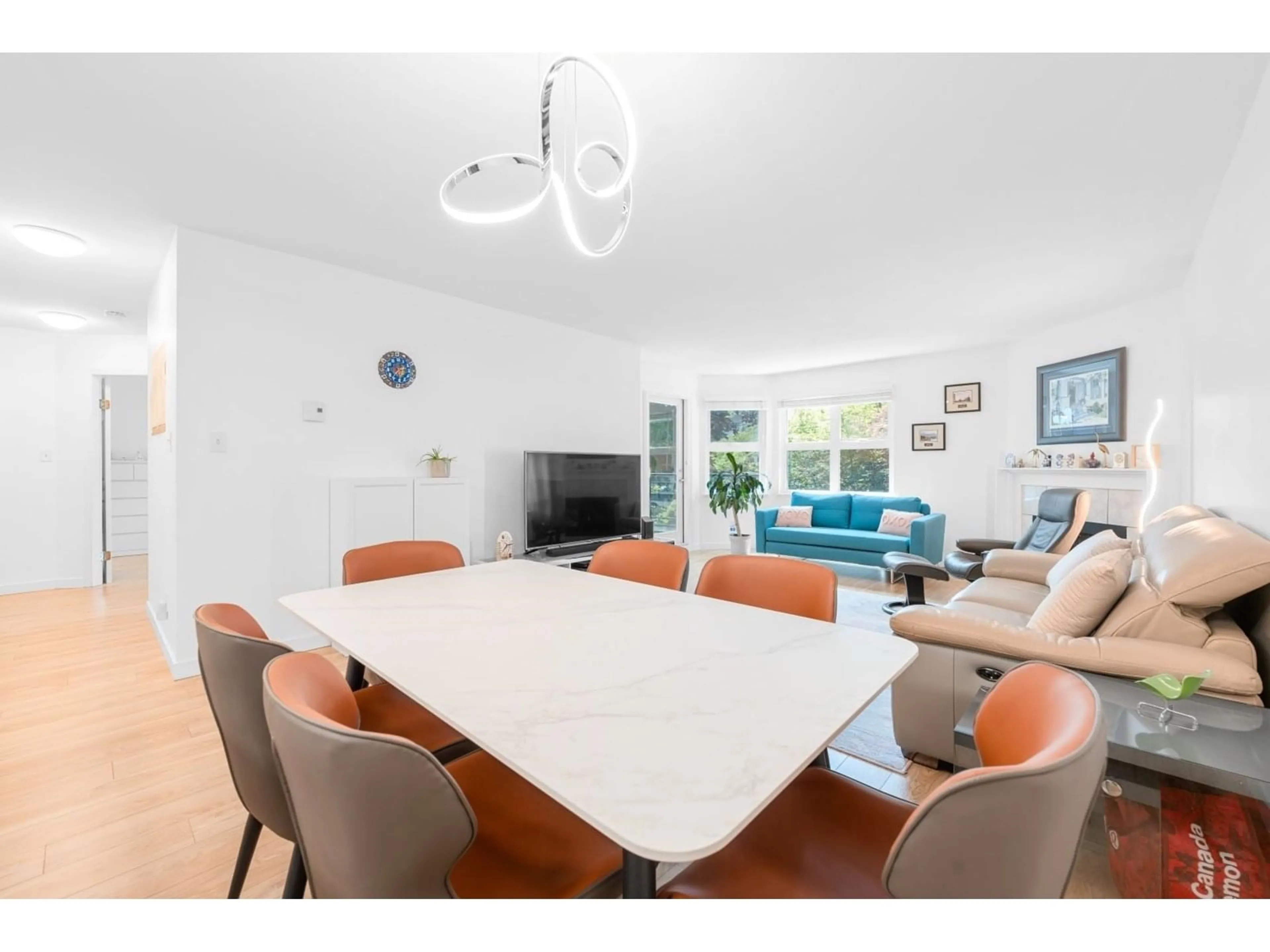 Unknown for 308 - 1273 MERKLIN, White Rock British Columbia V4B4B8