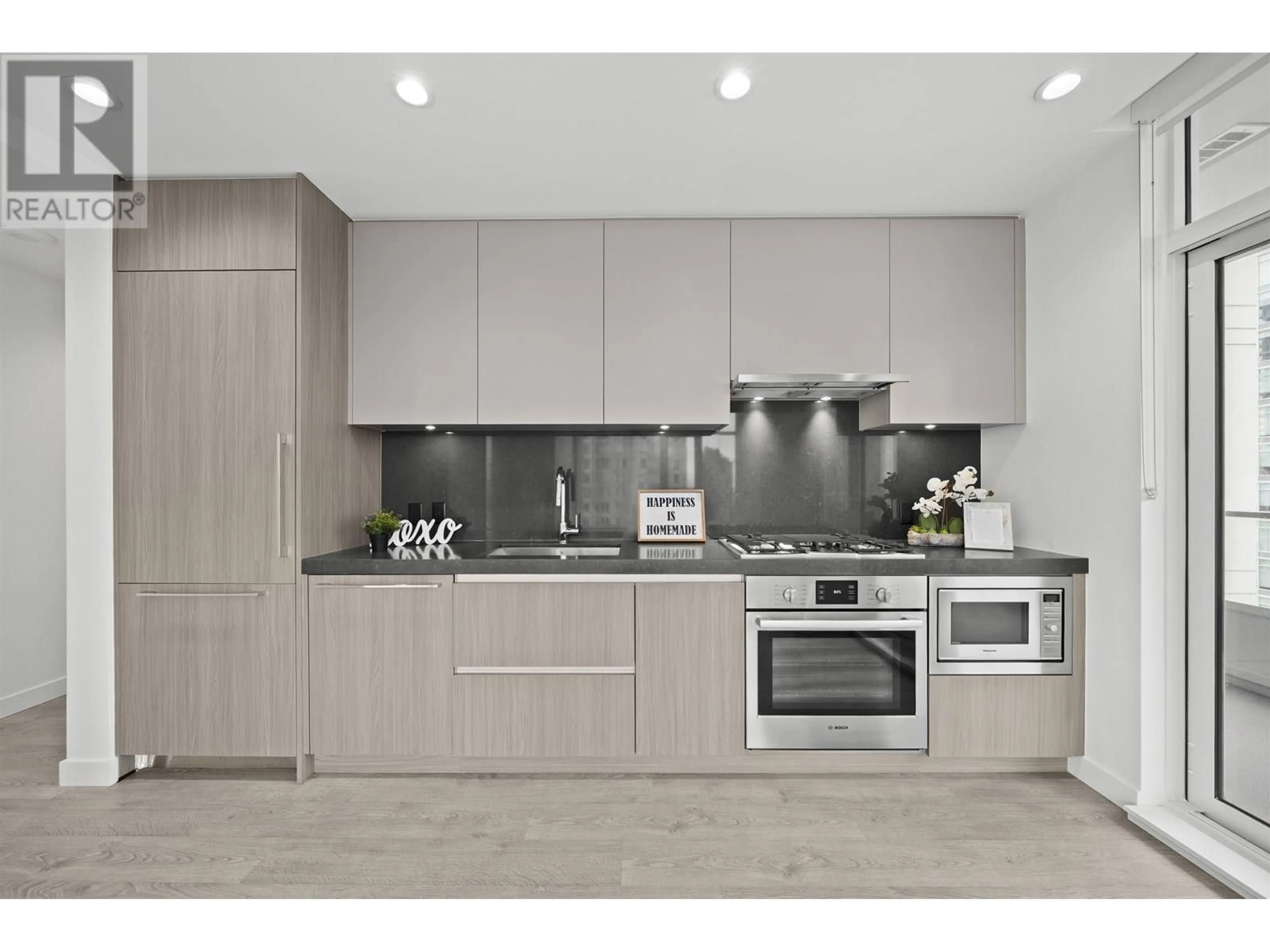 Unknown for 1909 - 6080 MCKAY AVENUE, Burnaby British Columbia V5H0J4