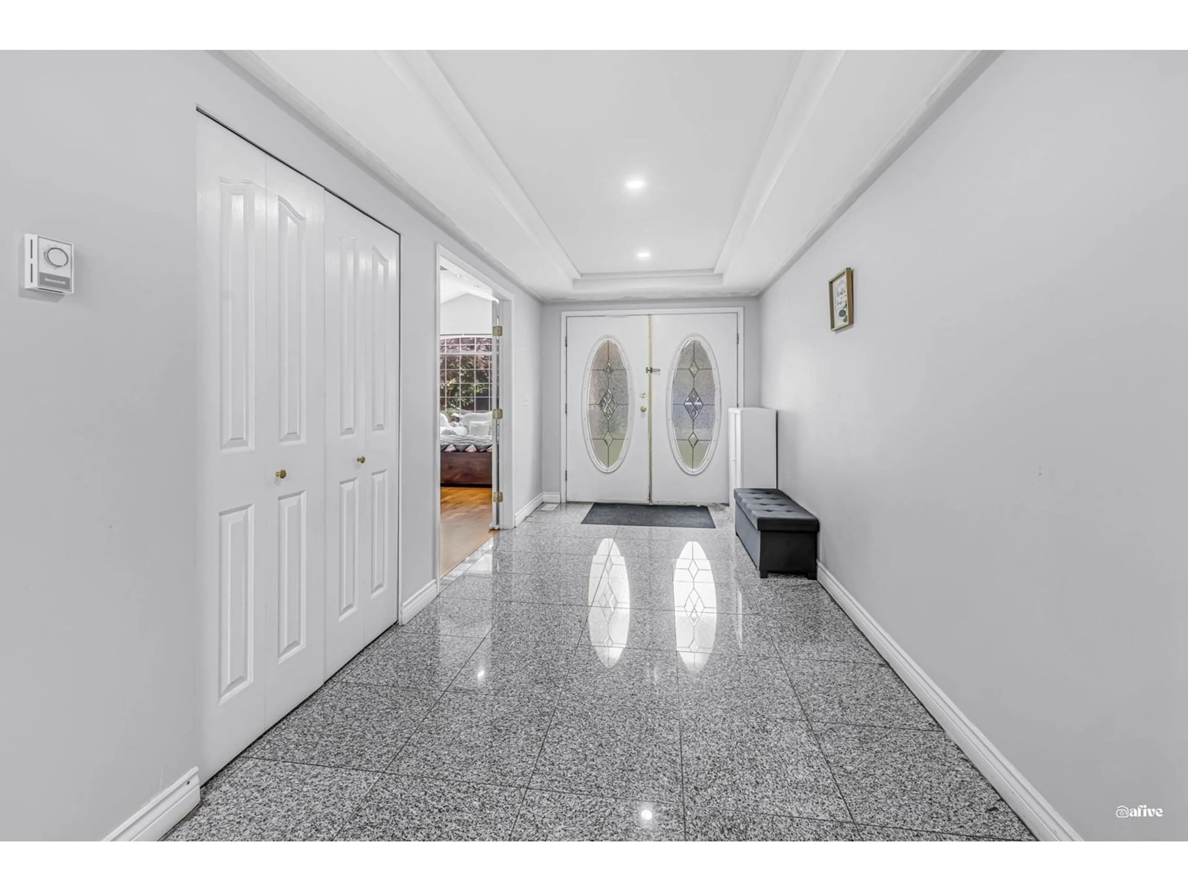 Indoor foyer for 9416 163A, Surrey British Columbia V4N3C7