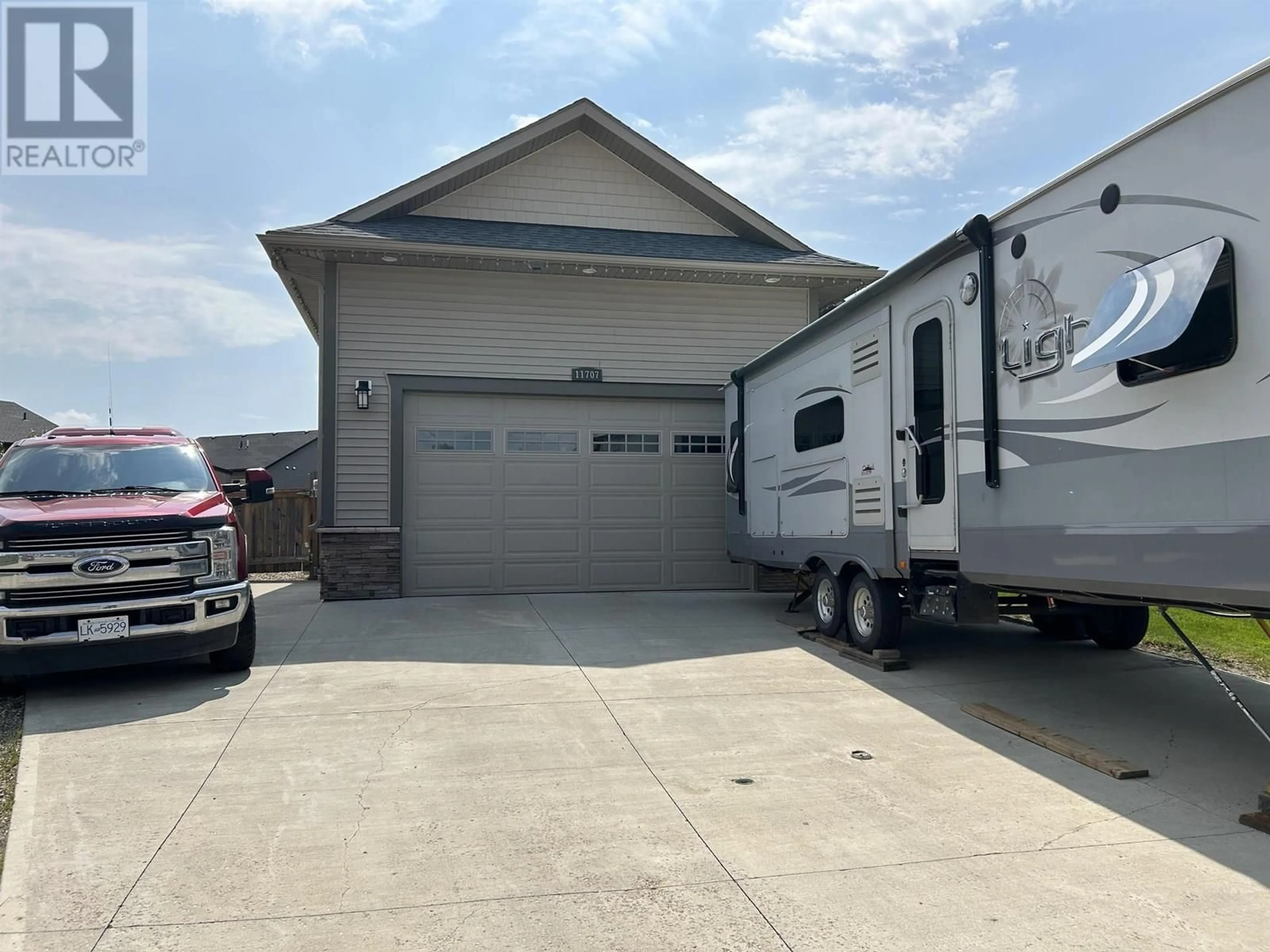 Indoor garage for 11707 102A STREET, Fort St. John British Columbia V1J0K4