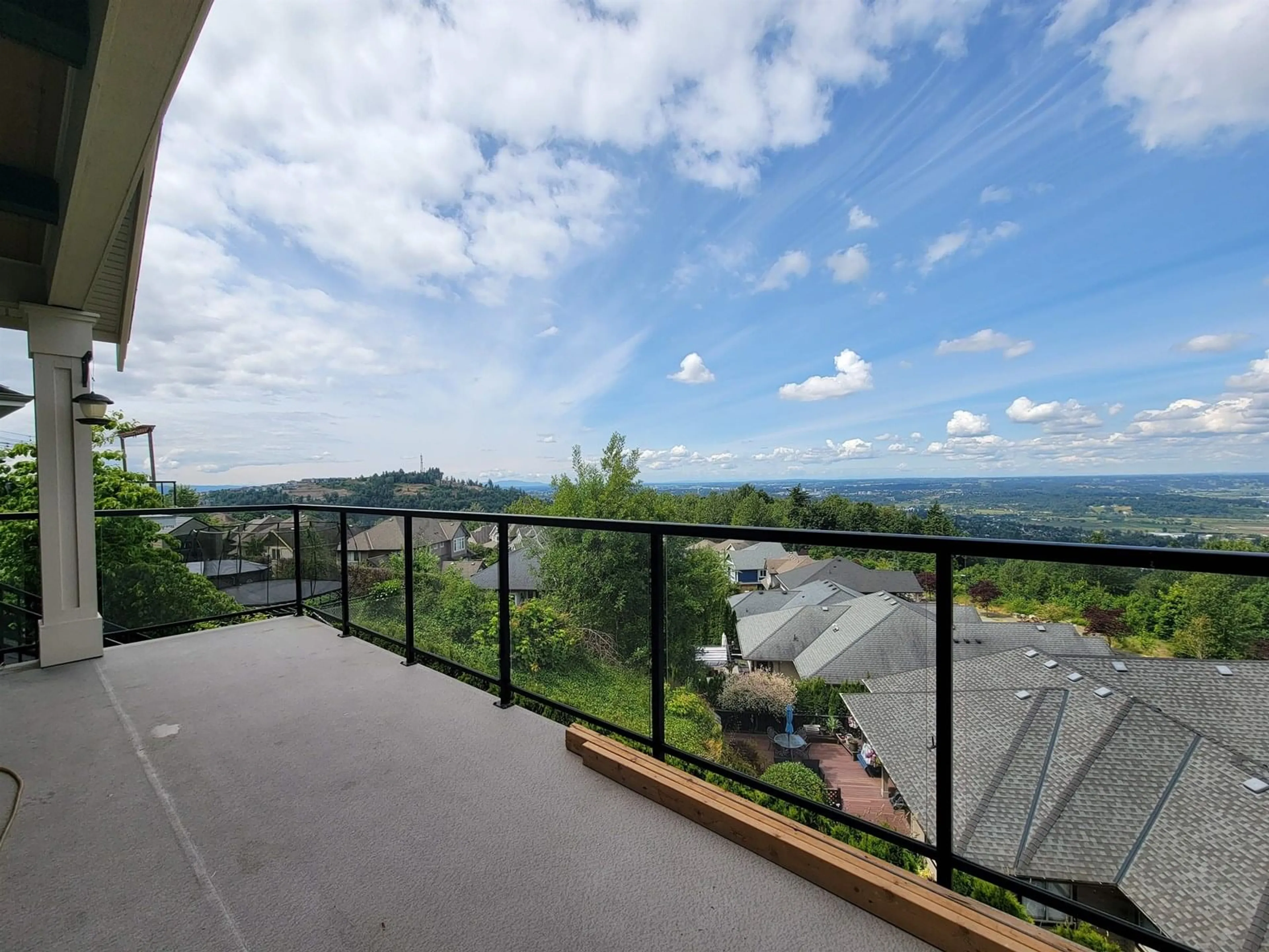 Unknown for 3493 APPLEWOOD, Abbotsford British Columbia V3G3G3