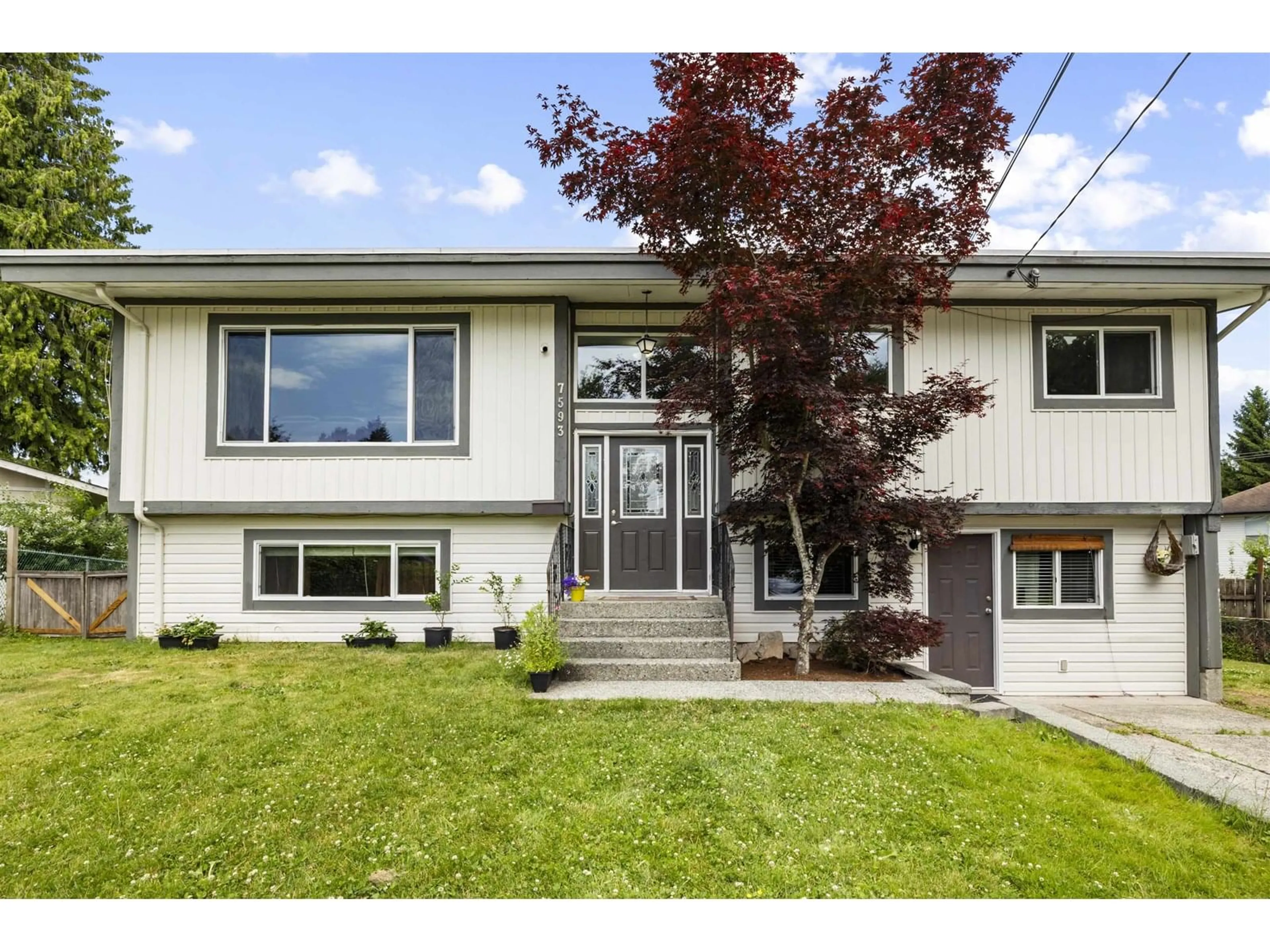 Home with vinyl exterior material, street for 7593 LARK, Mission British Columbia V2V3A4