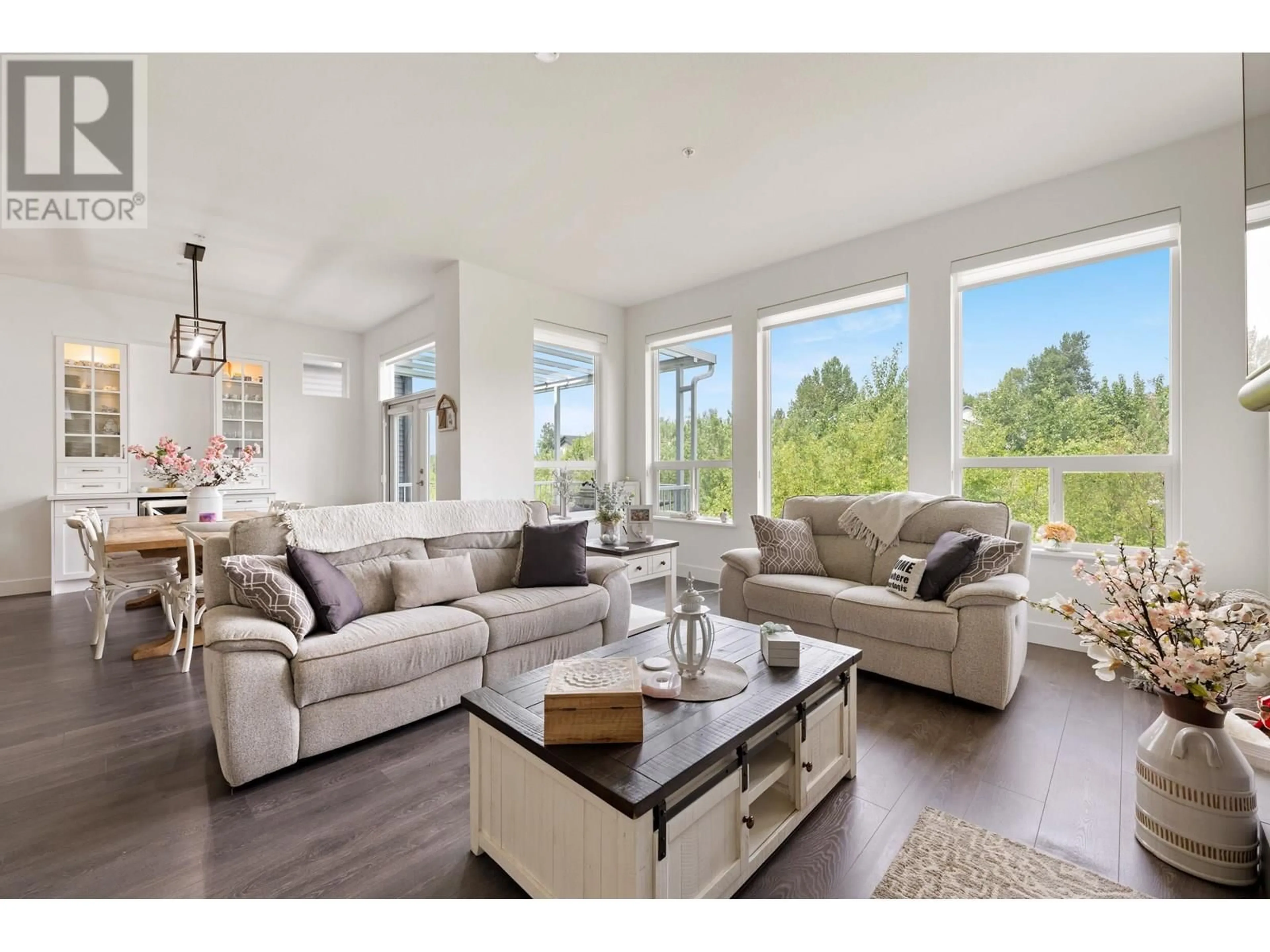 Living room with furniture, unknown for 23873 103A AVENUE, Maple Ridge British Columbia V2W1G3