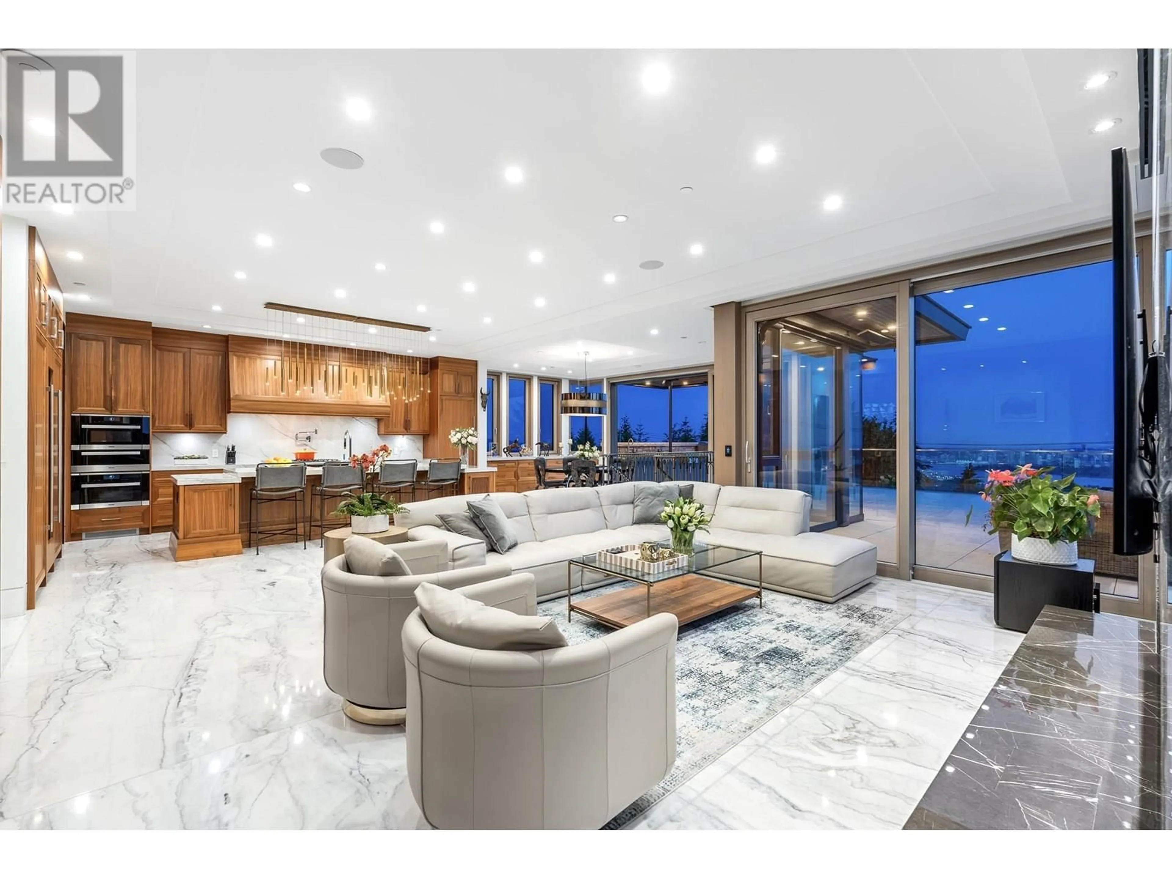 Unknown for 1036 EYREMOUNT DRIVE, West Vancouver British Columbia V7S2B3