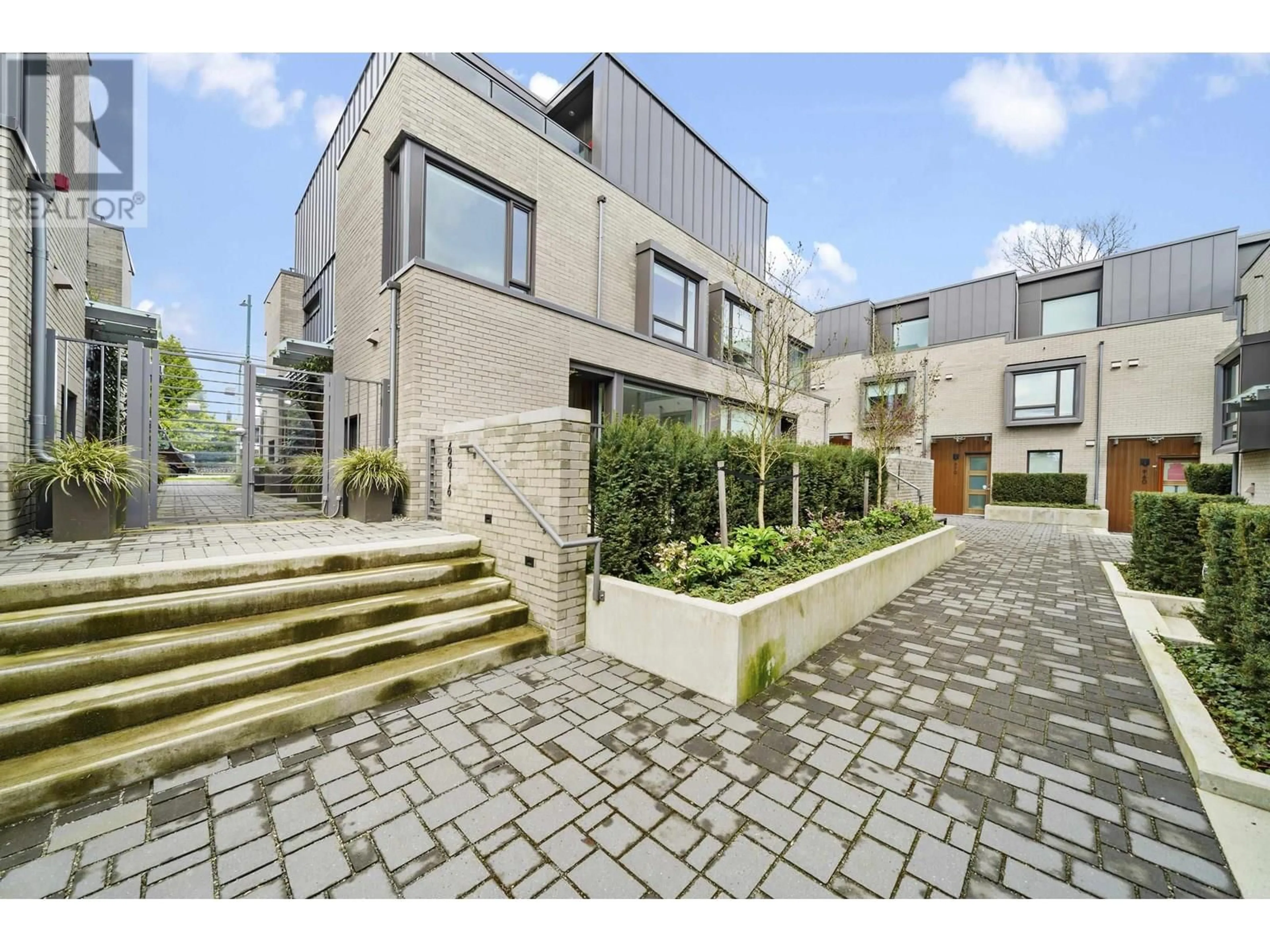 Unknown for 6816 OAK STREET, Vancouver British Columbia V6P0K7