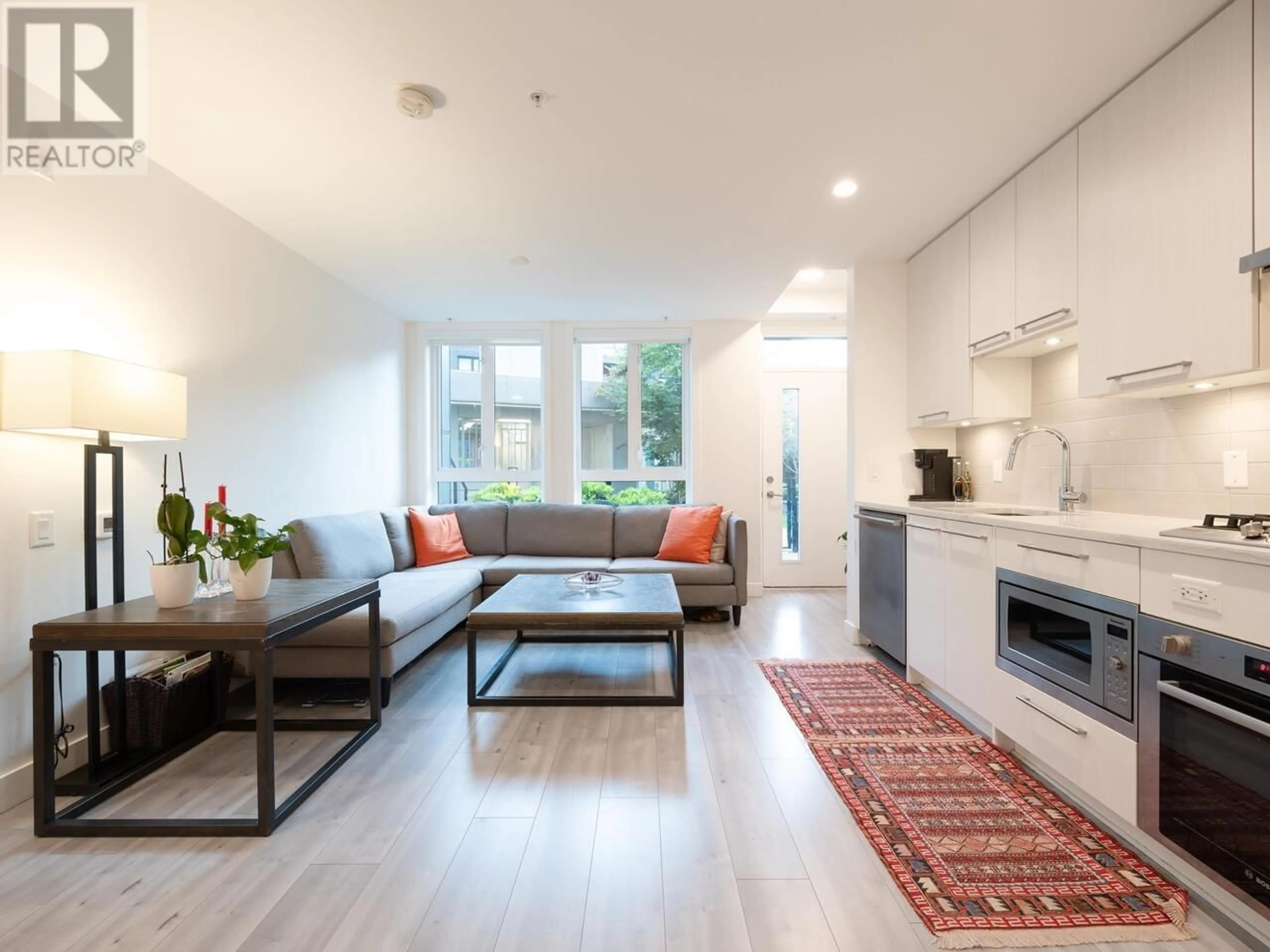 Living room with furniture, unknown for 124 - 2035 GLENAIRE DRIVE, North Vancouver British Columbia V7P1Y2