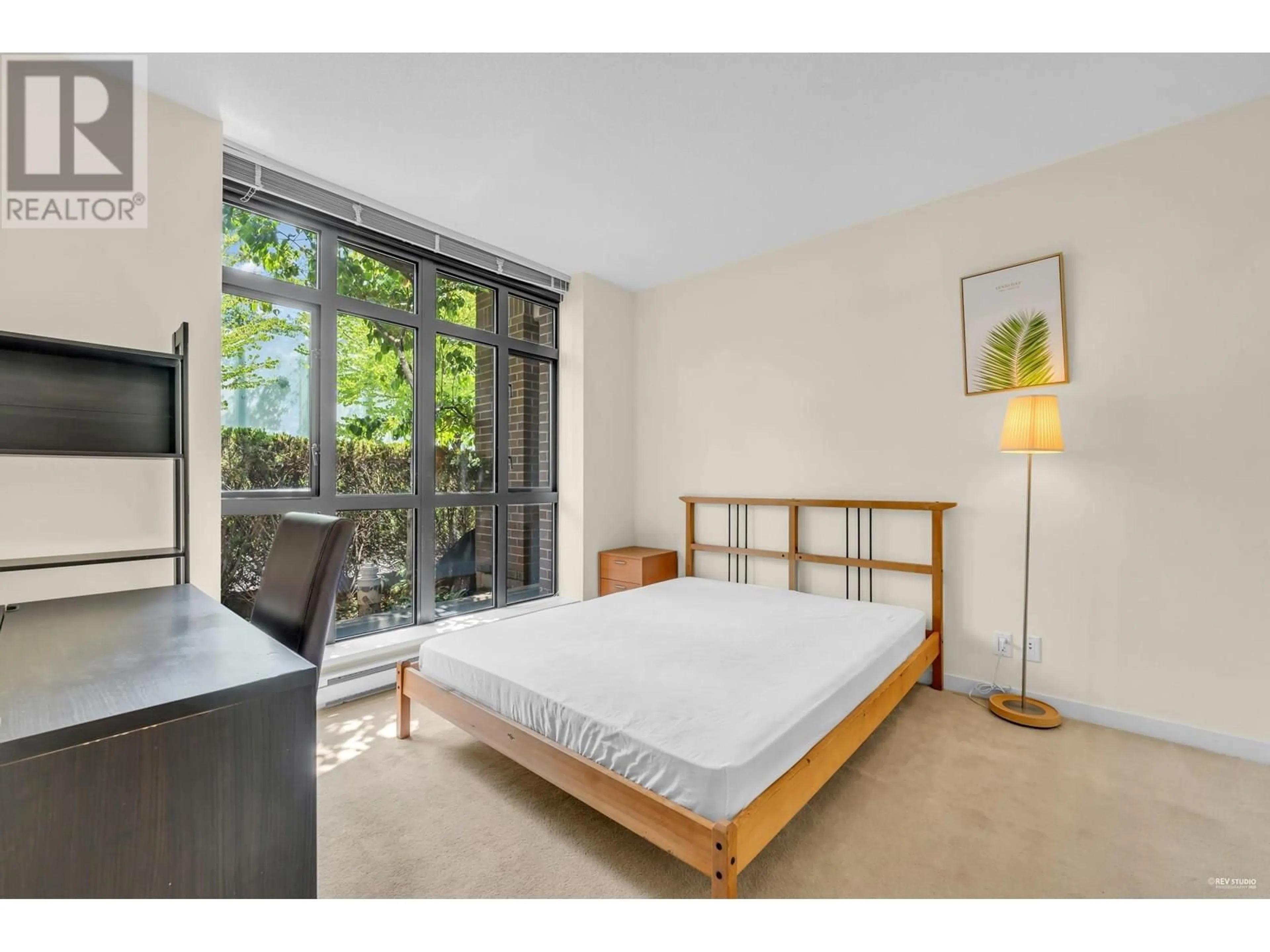 Bedroom with bed, unknown for 4 - 6351 BUSWELL STREET, Richmond British Columbia V6Y0A4
