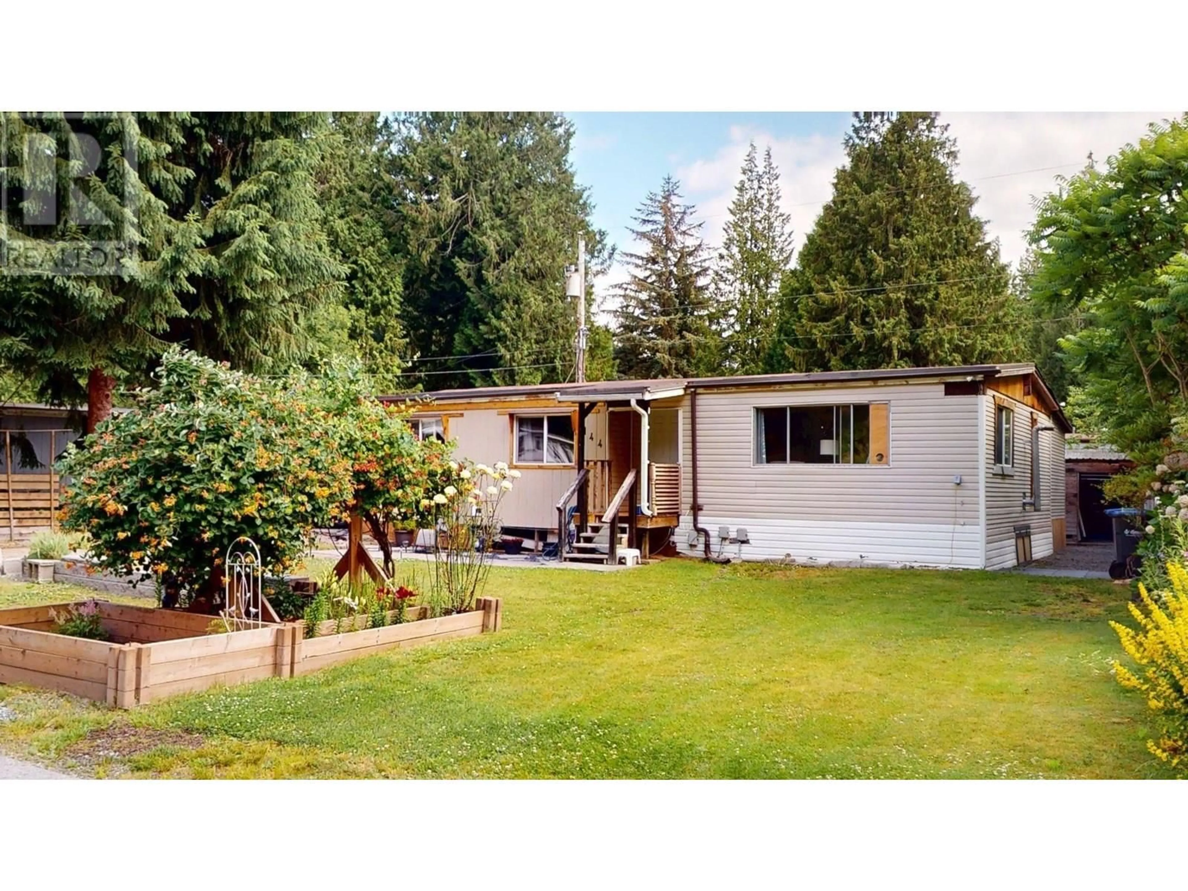 Home with vinyl exterior material, unknown for 144 - 1830 MAMQUAM ROAD, Squamish British Columbia V0N1T0