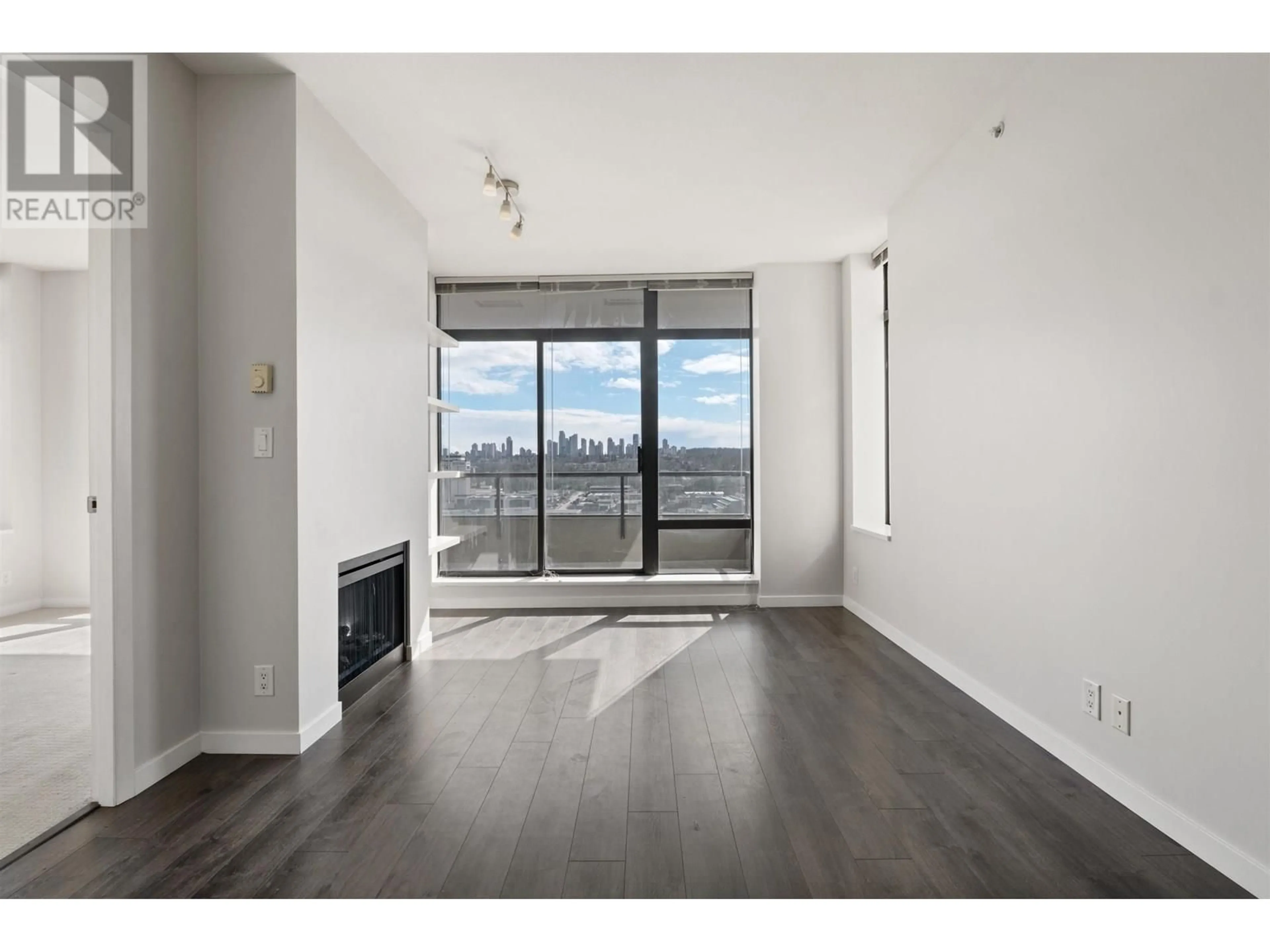 Unknown for 1902 - 2355 MADISON AVENUE, Burnaby British Columbia V5C0B3