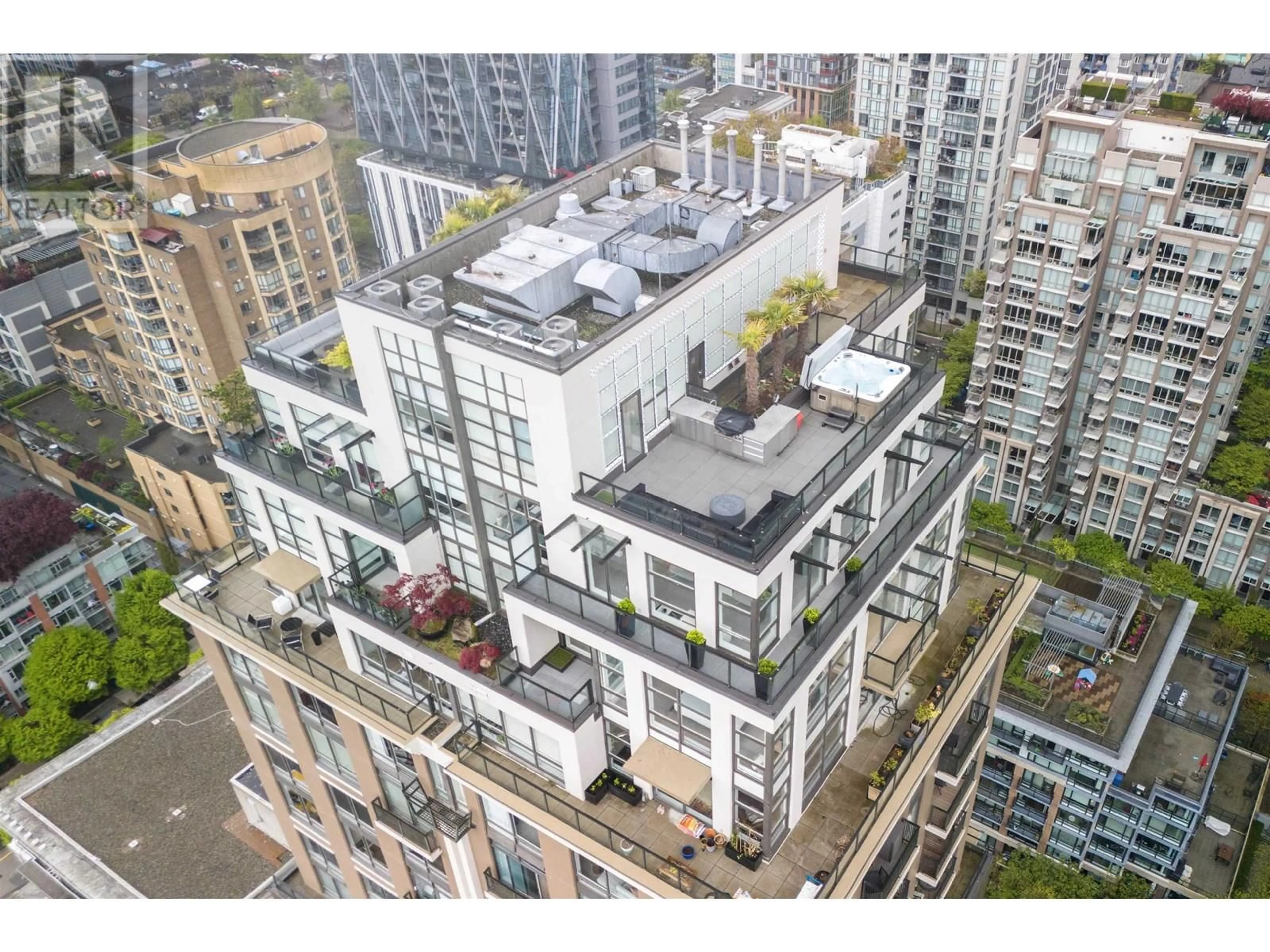 A pic from outside/outdoor area/front of a property/back of a property/a pic from drone, city buildings view from balcony for 2602 - 1055 HOMER STREET, Vancouver British Columbia V6B1G3