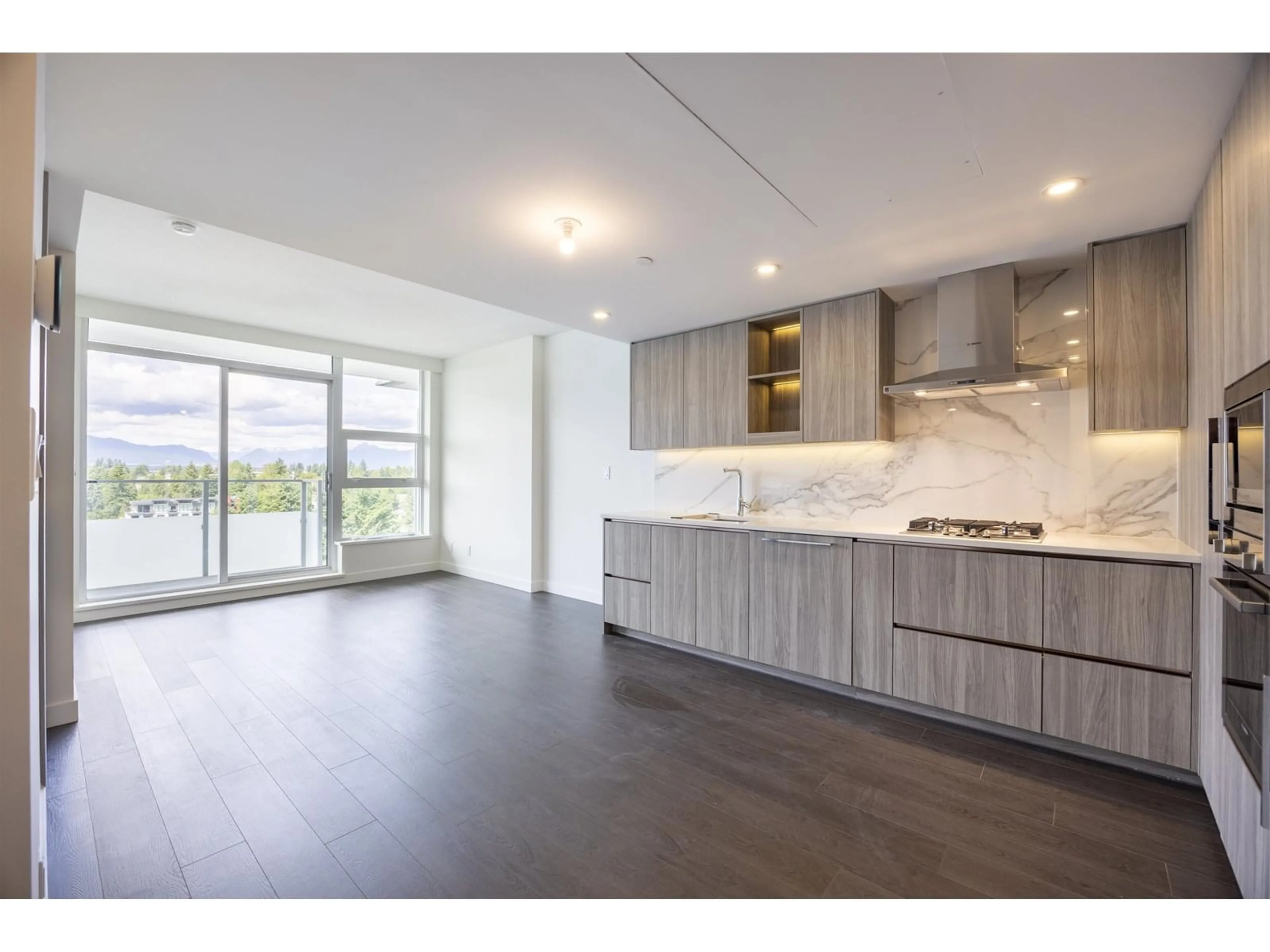 Open concept kitchen, unknown for 1411 - 13778 100, Surrey British Columbia V3T0V3