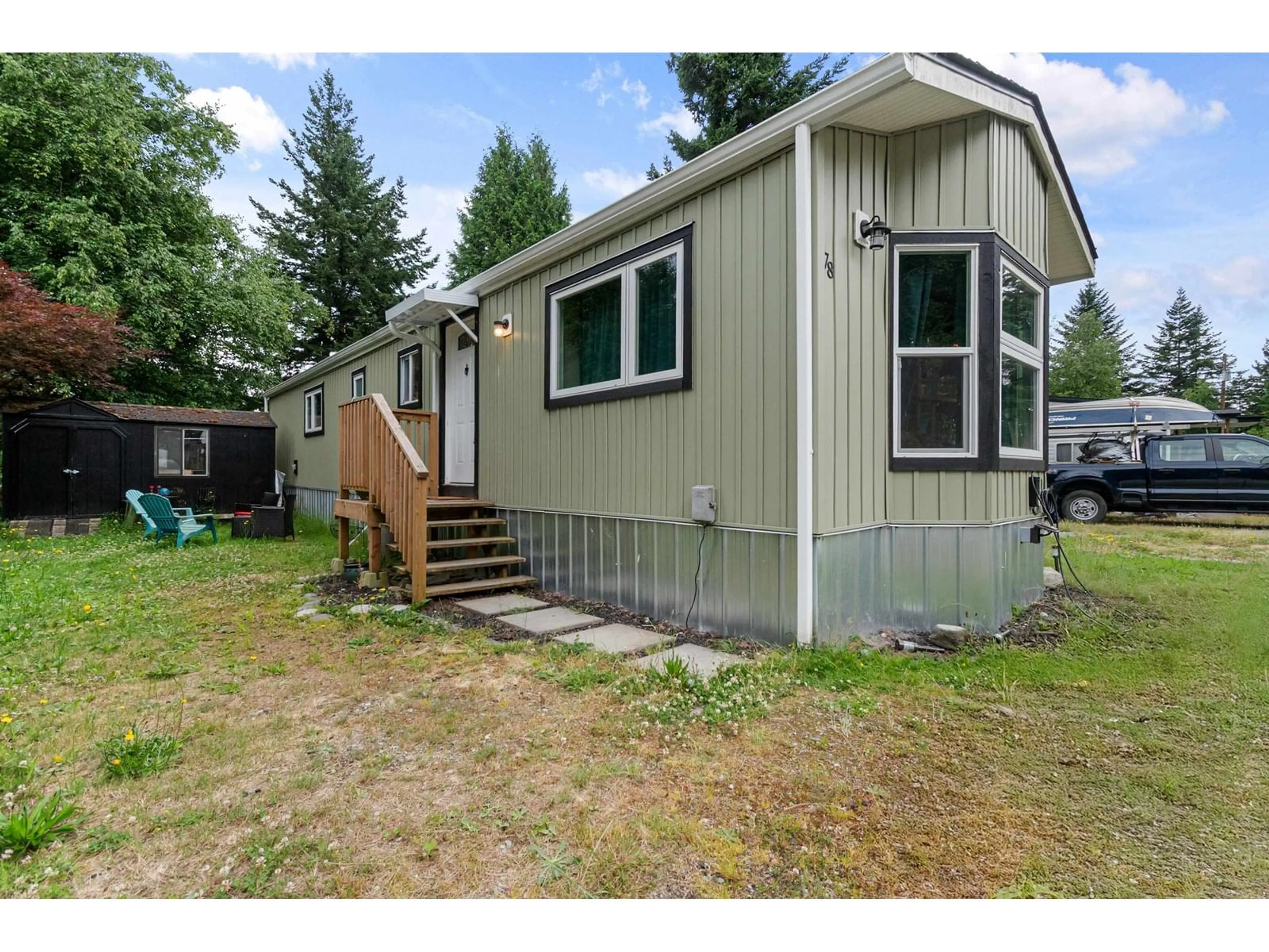 Home with vinyl exterior material, street for 78 - 43201 LOUGHEED, Mission British Columbia V0M1G0