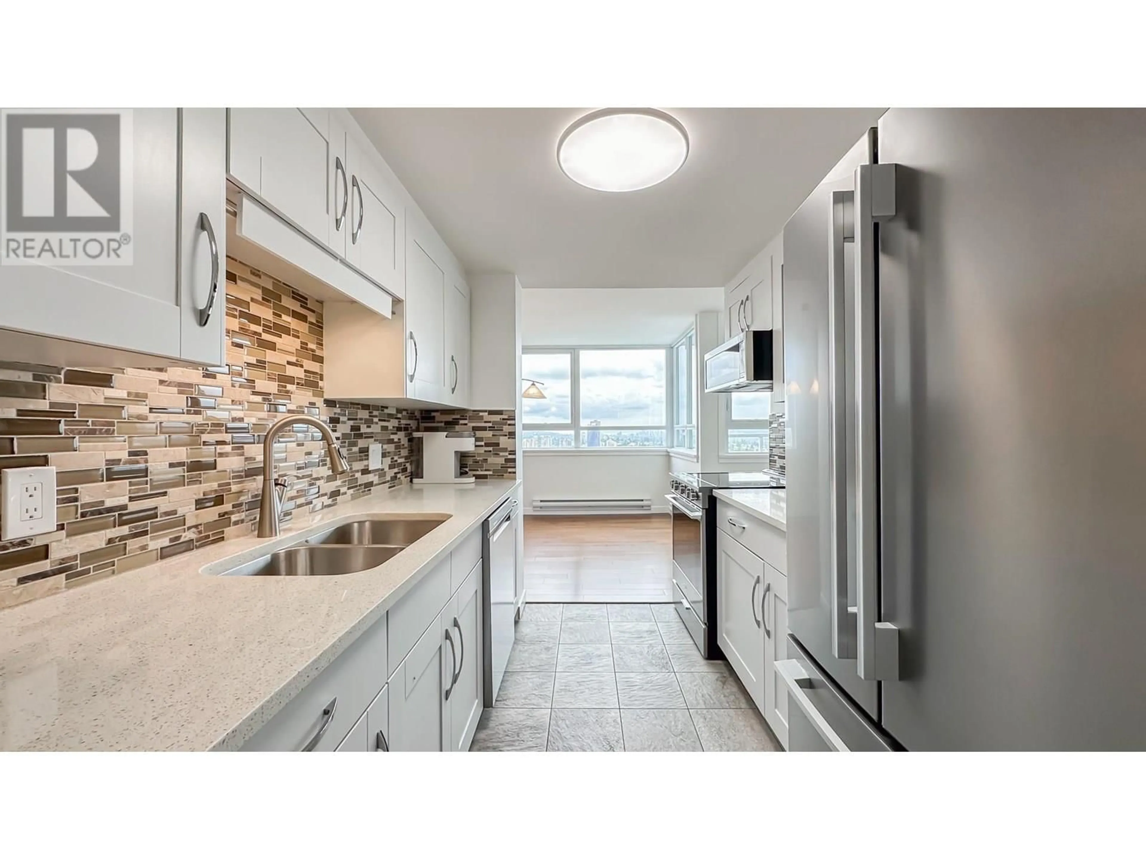 Standard kitchen, ceramic/tile floor for 2204 - 4160 SARDIS STREET, Burnaby British Columbia V5H1K2